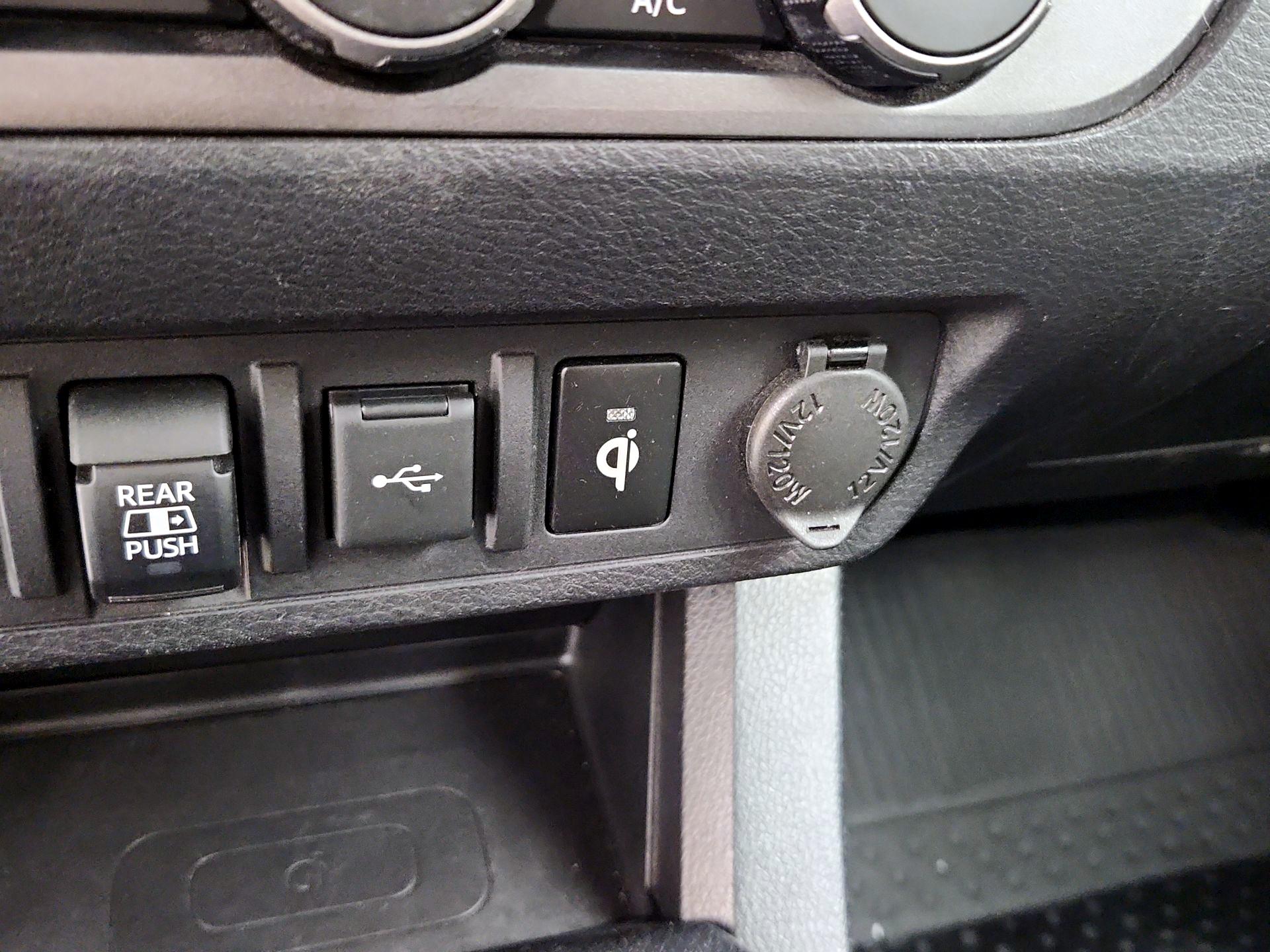 Thumbnail: 2022 Toyota Tacoma - 19