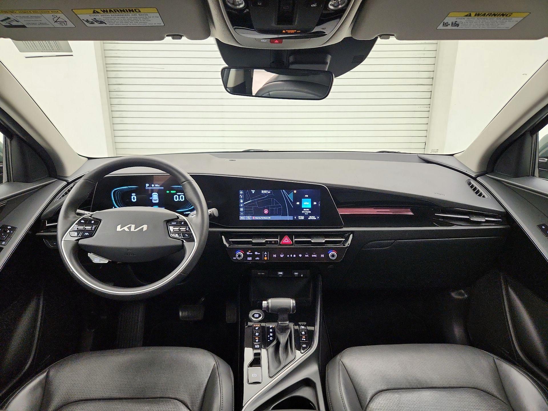 Thumbnail: 2023 Kia Niro - 9