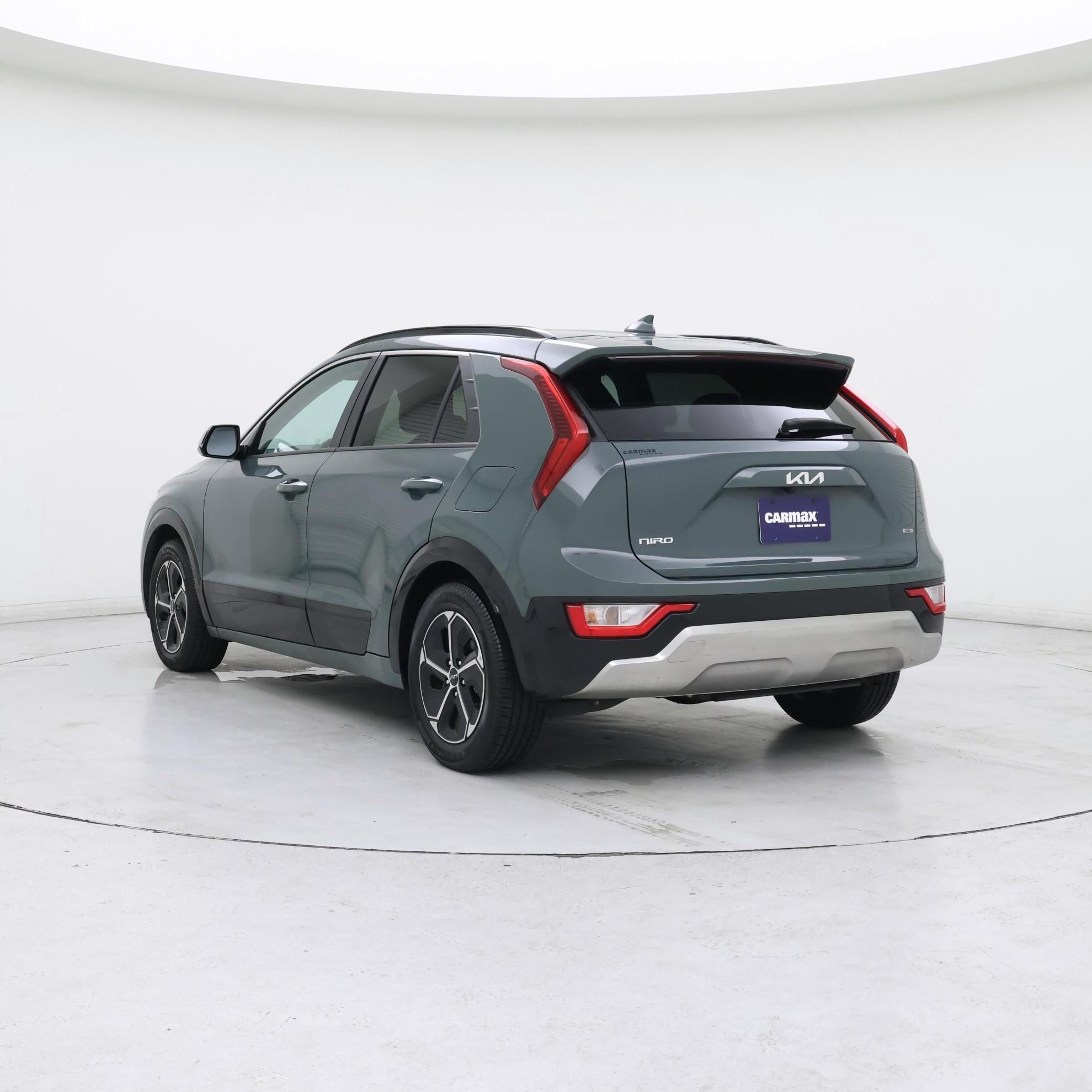 Thumbnail: 2023 Kia Niro - 2