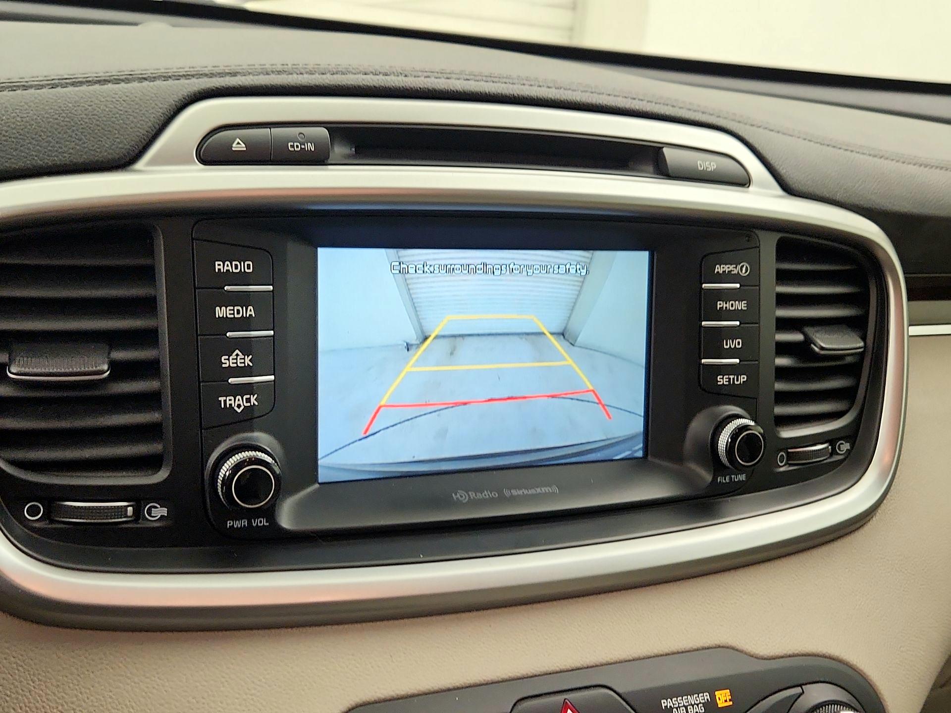 Thumbnail: 2017 Kia Sorento - 14