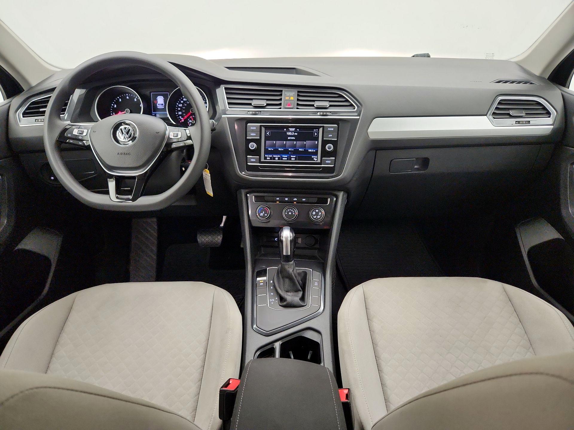 Thumbnail: 2020 Volkswagen Tiguan - 9