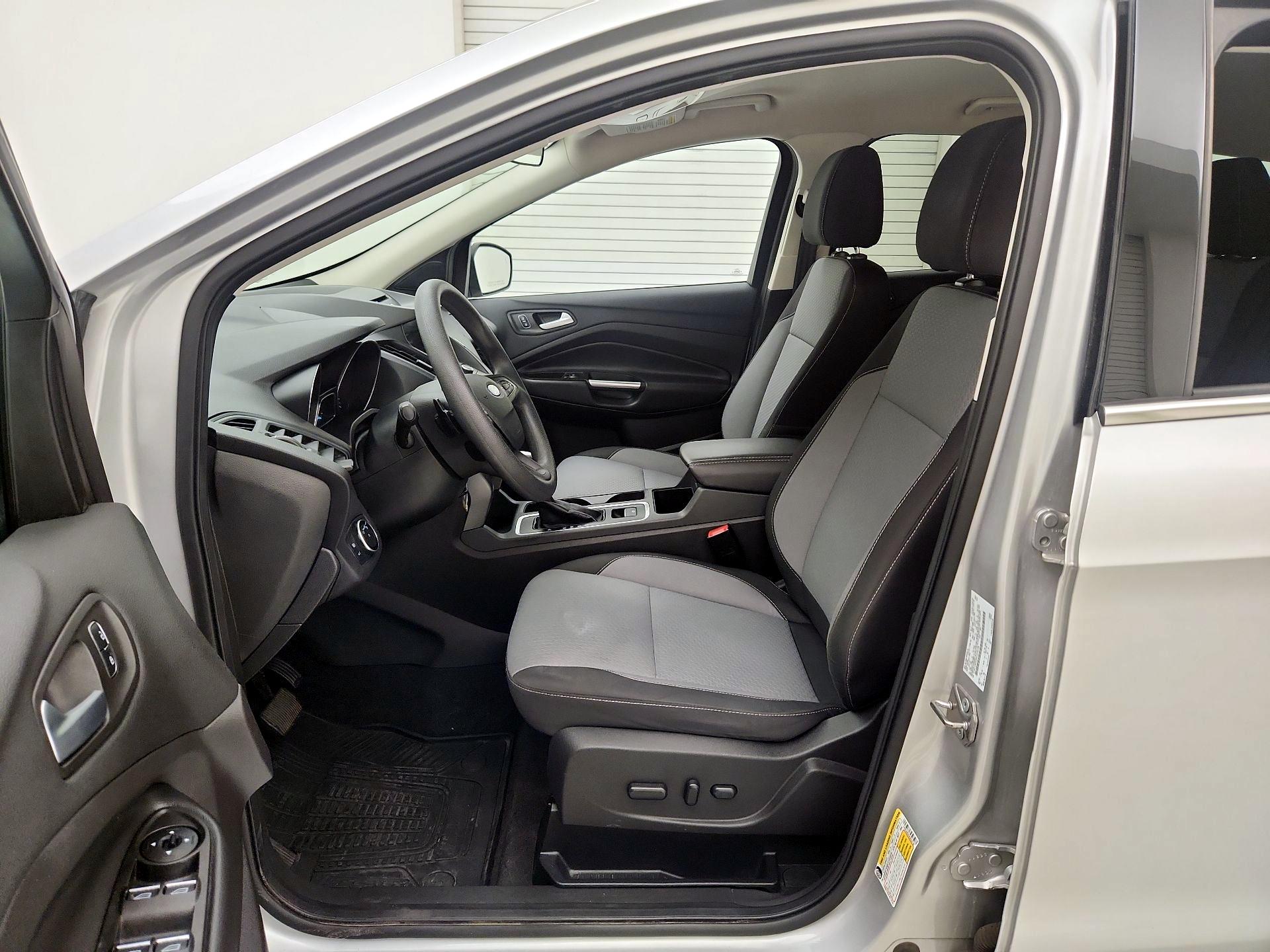 Thumbnail: 2017 Ford Escape - 11