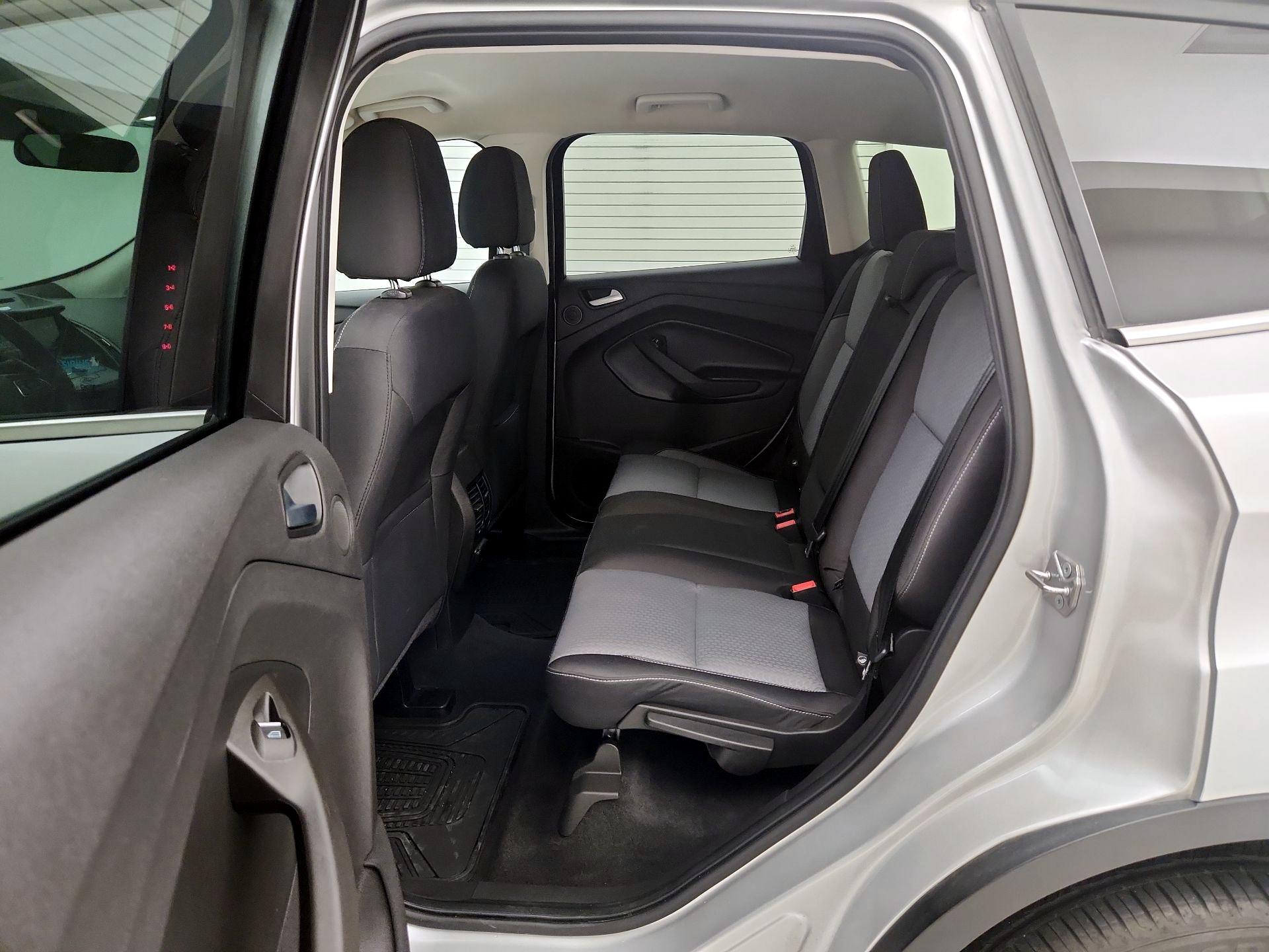 Thumbnail: 2017 Ford Escape - 19