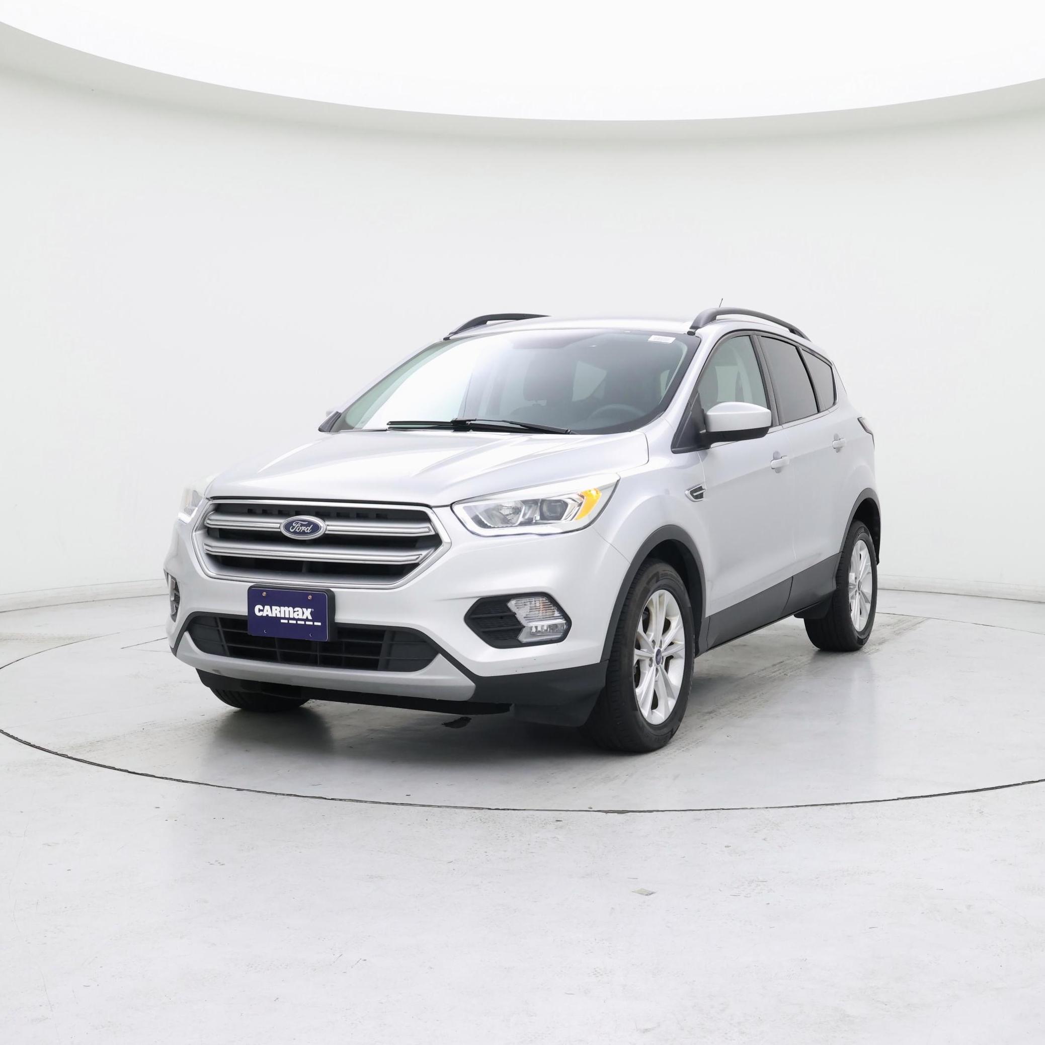 Thumbnail: 2017 Ford Escape - 4