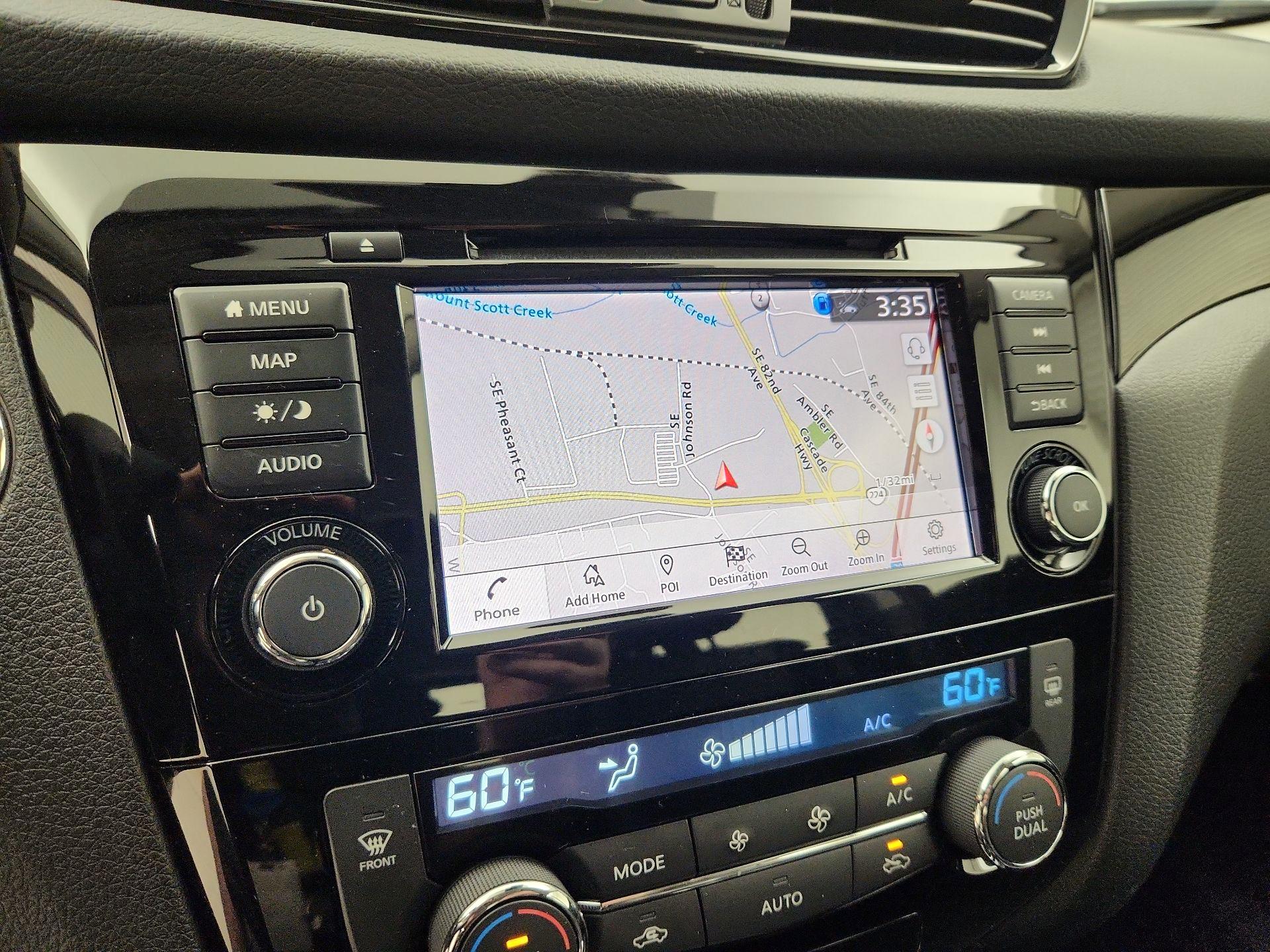 Thumbnail: 2021 Nissan Rogue Sport - 14