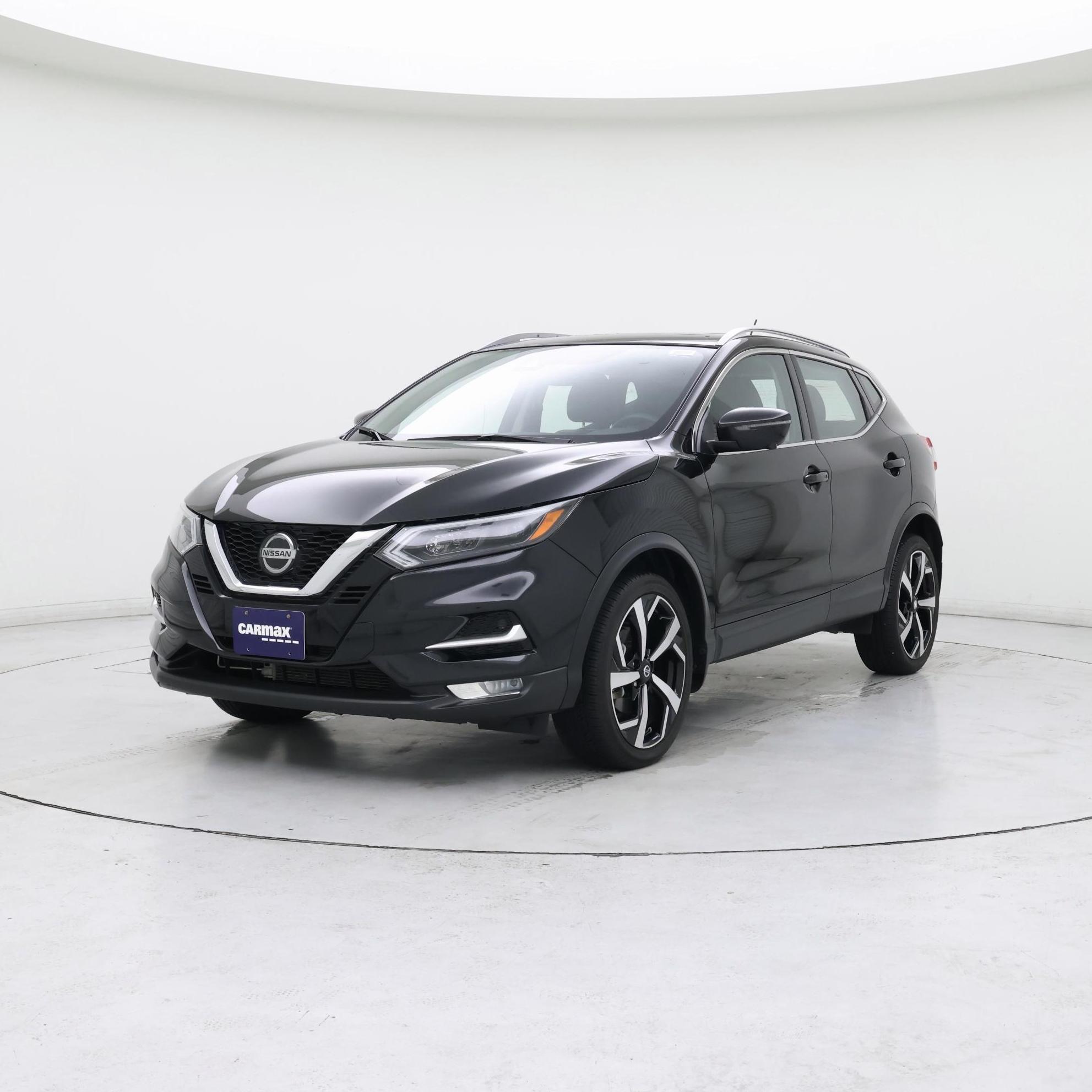 Thumbnail: 2021 Nissan Rogue Sport - 4