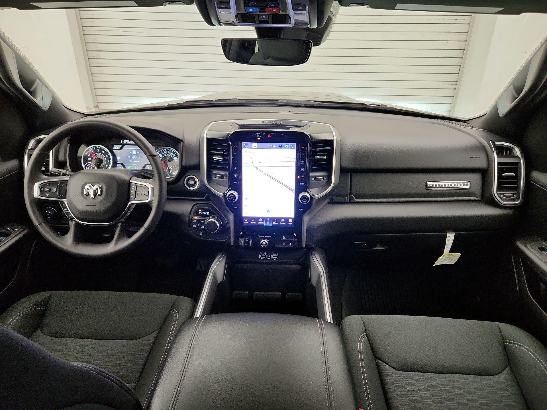 Thumbnail: 2025 RAM 1500 - 9