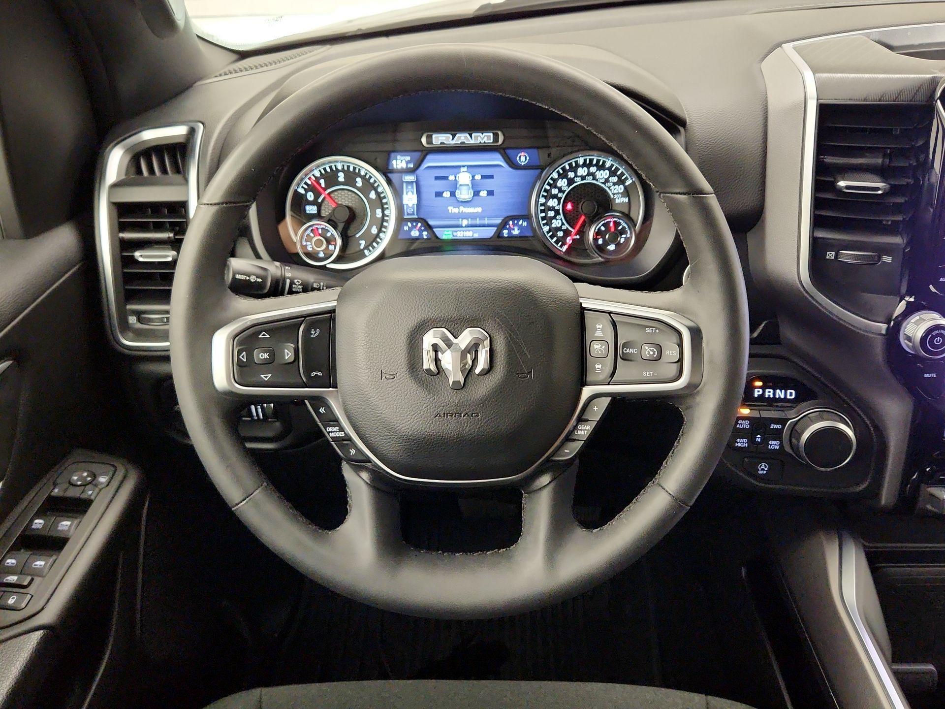 Thumbnail: 2025 RAM 1500 - 10