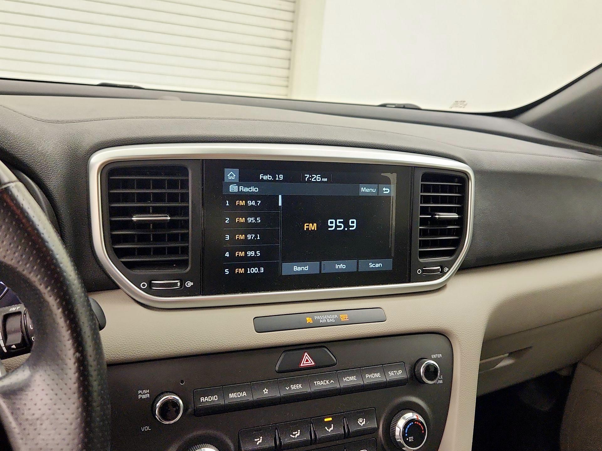 Thumbnail: 2020 Kia Sportage - 15