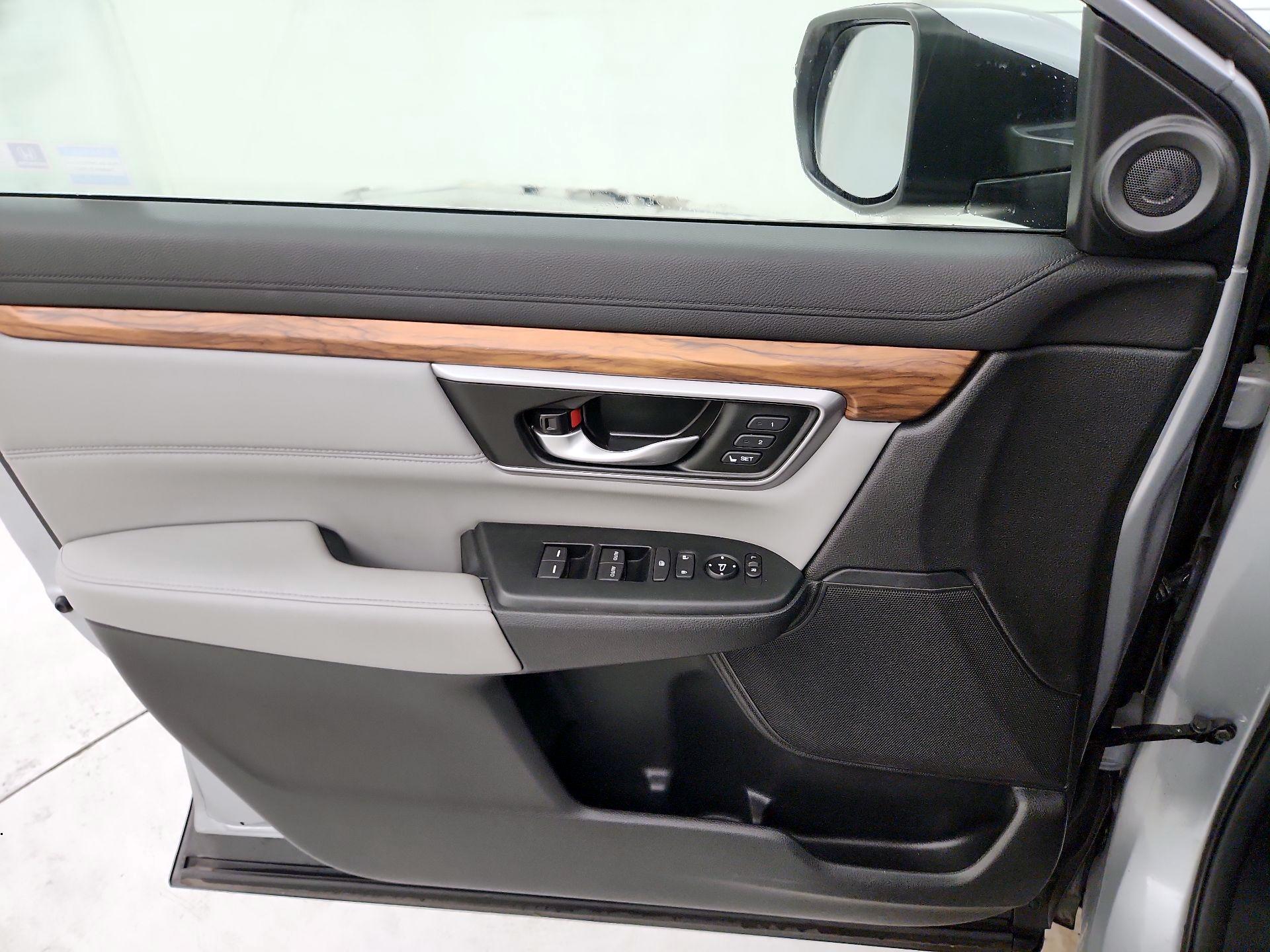 Thumbnail: 2018 Honda CR-V - 12