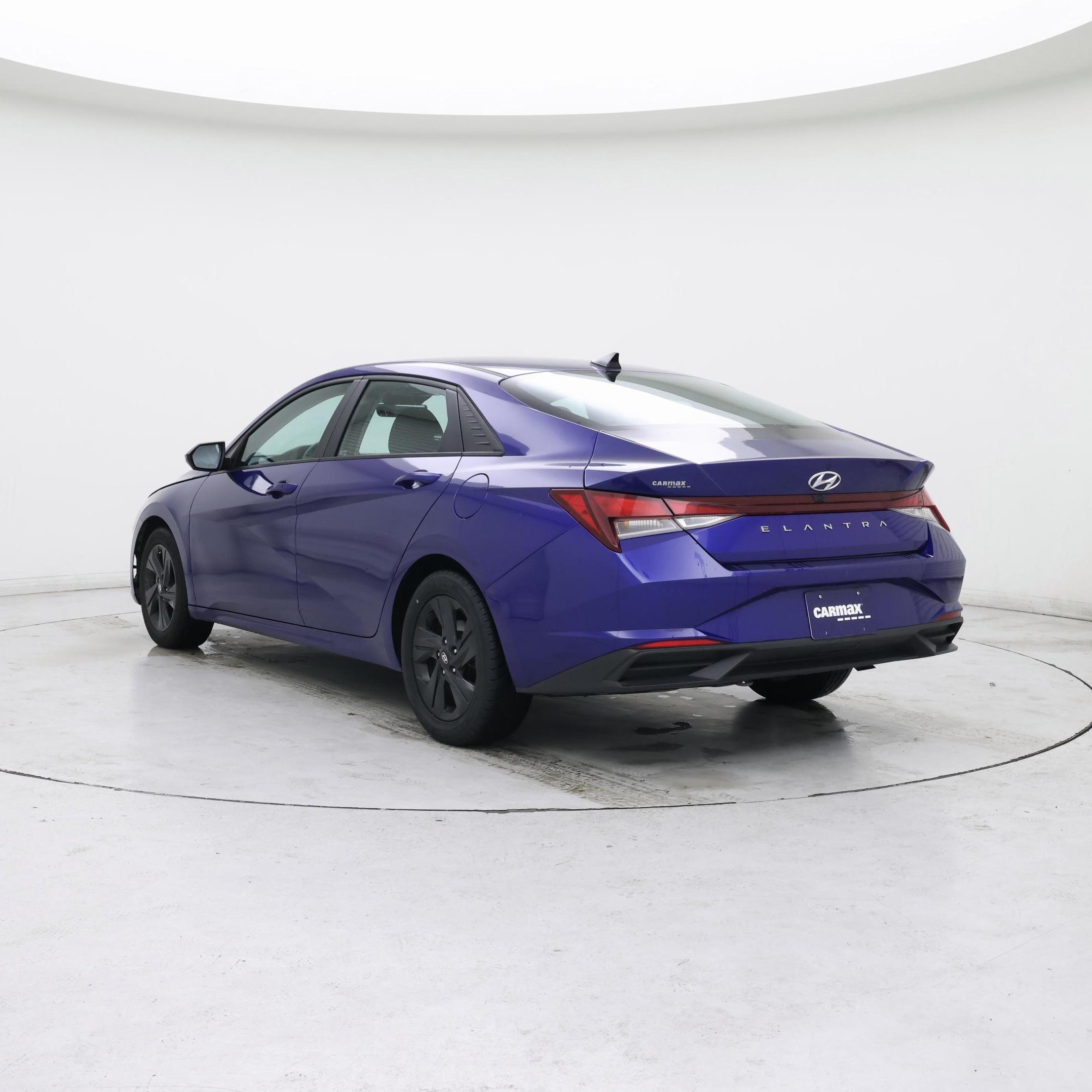 Thumbnail: 2022 Hyundai Elantra - 2