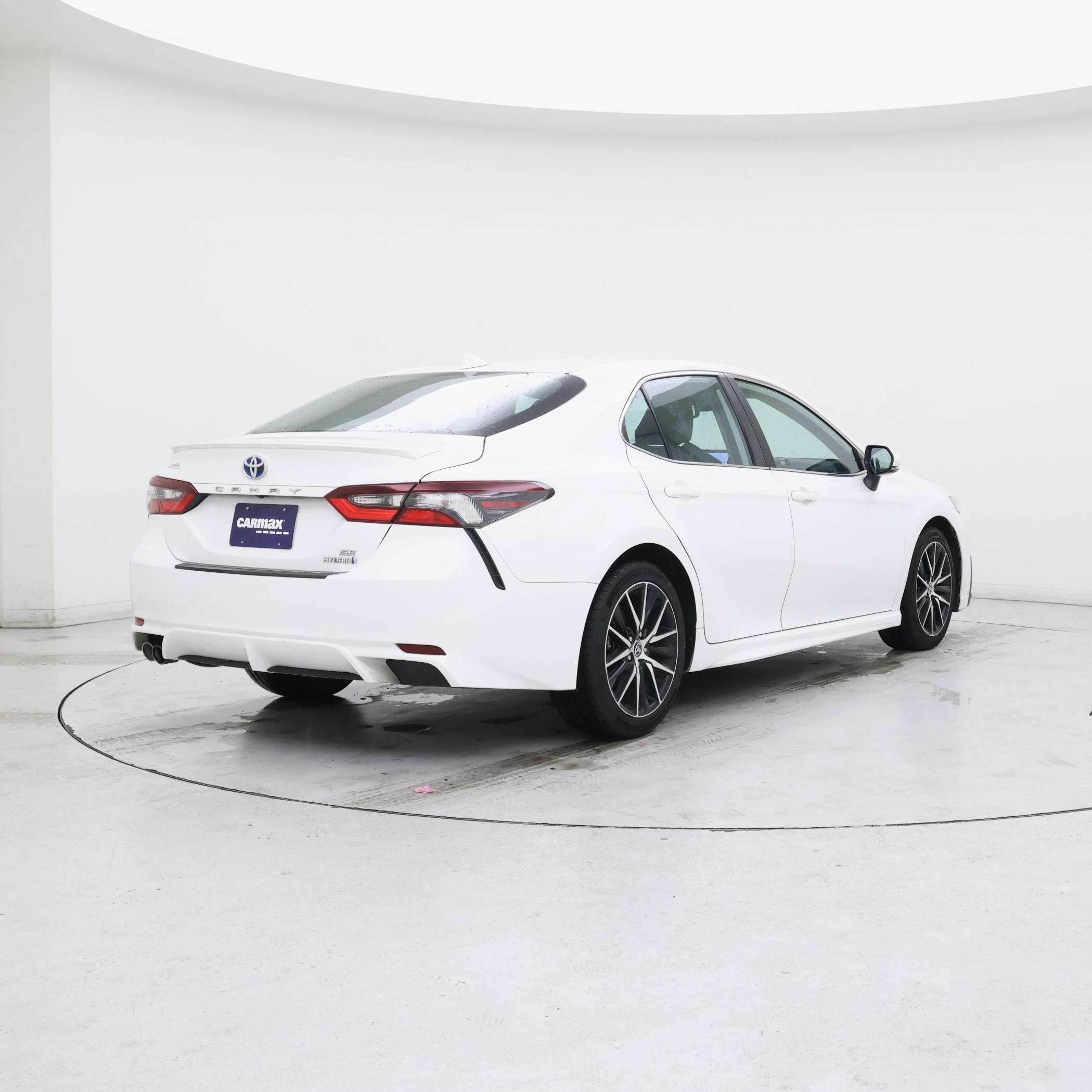 Thumbnail: 2023 Toyota Camry - 8