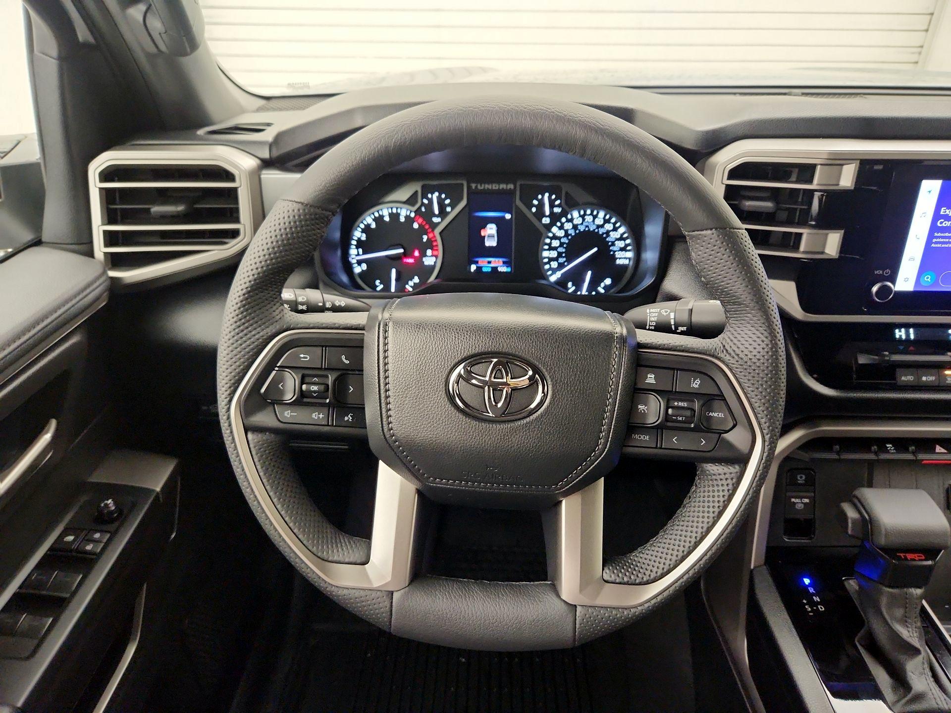 Thumbnail: 2025 Toyota Tundra - 10