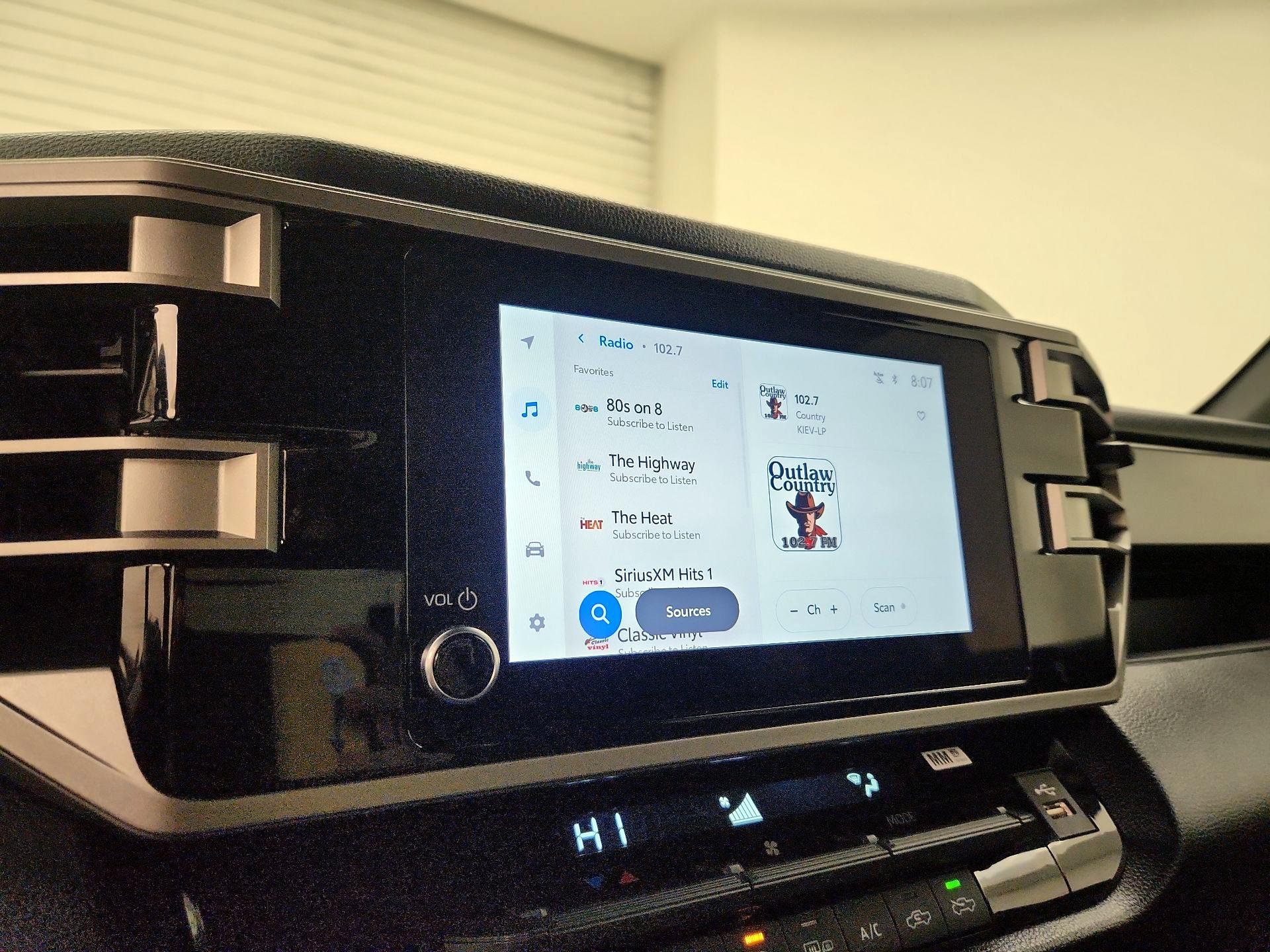 Thumbnail: 2025 Toyota Tundra - 15