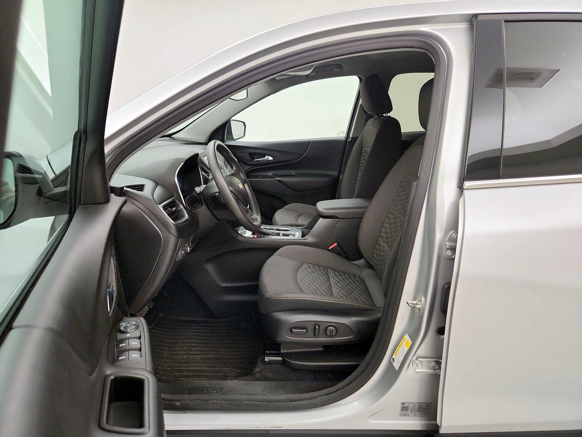 Thumbnail: 2020 Chevrolet Equinox - 11