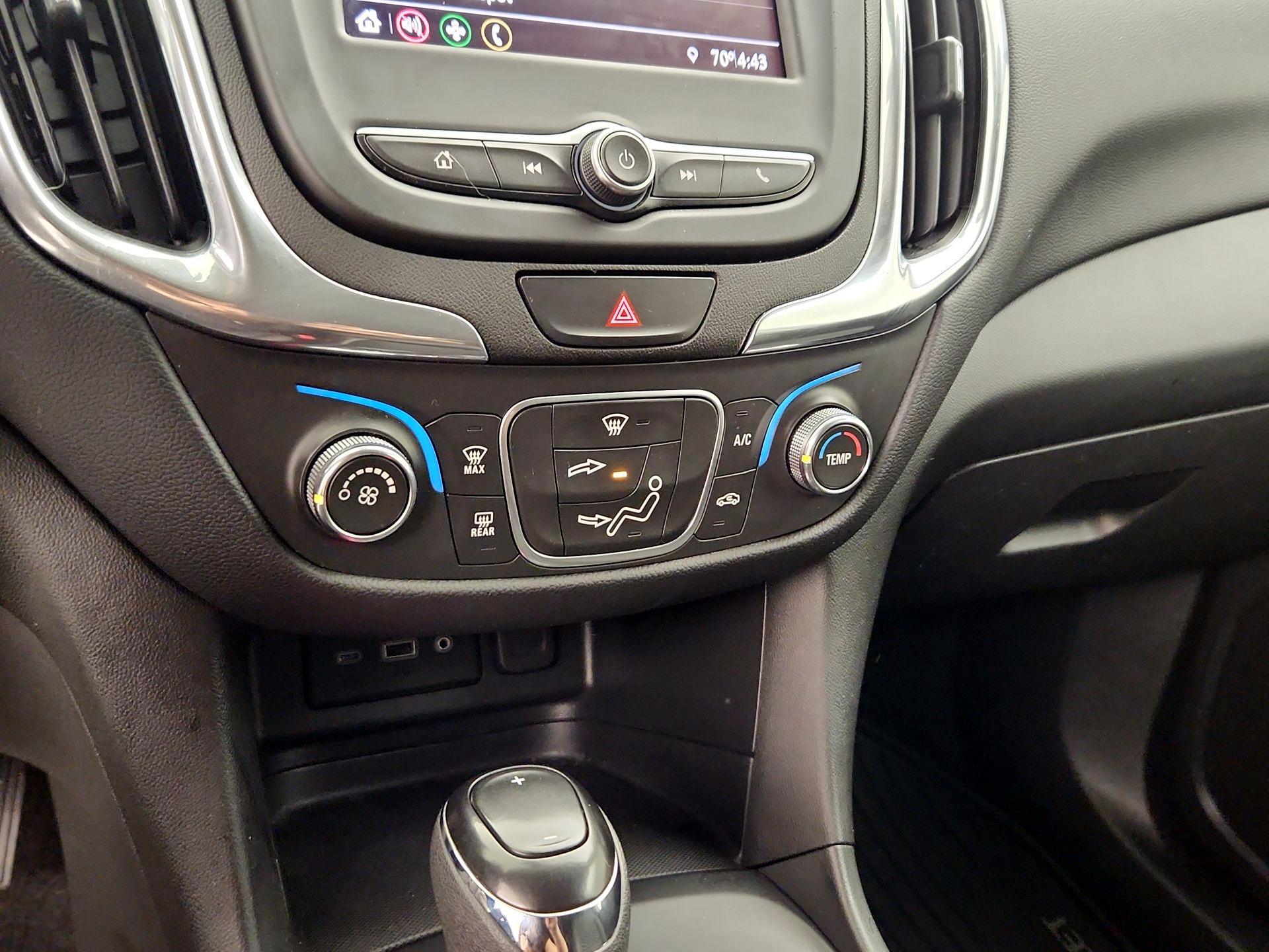 Thumbnail: 2020 Chevrolet Equinox - 16