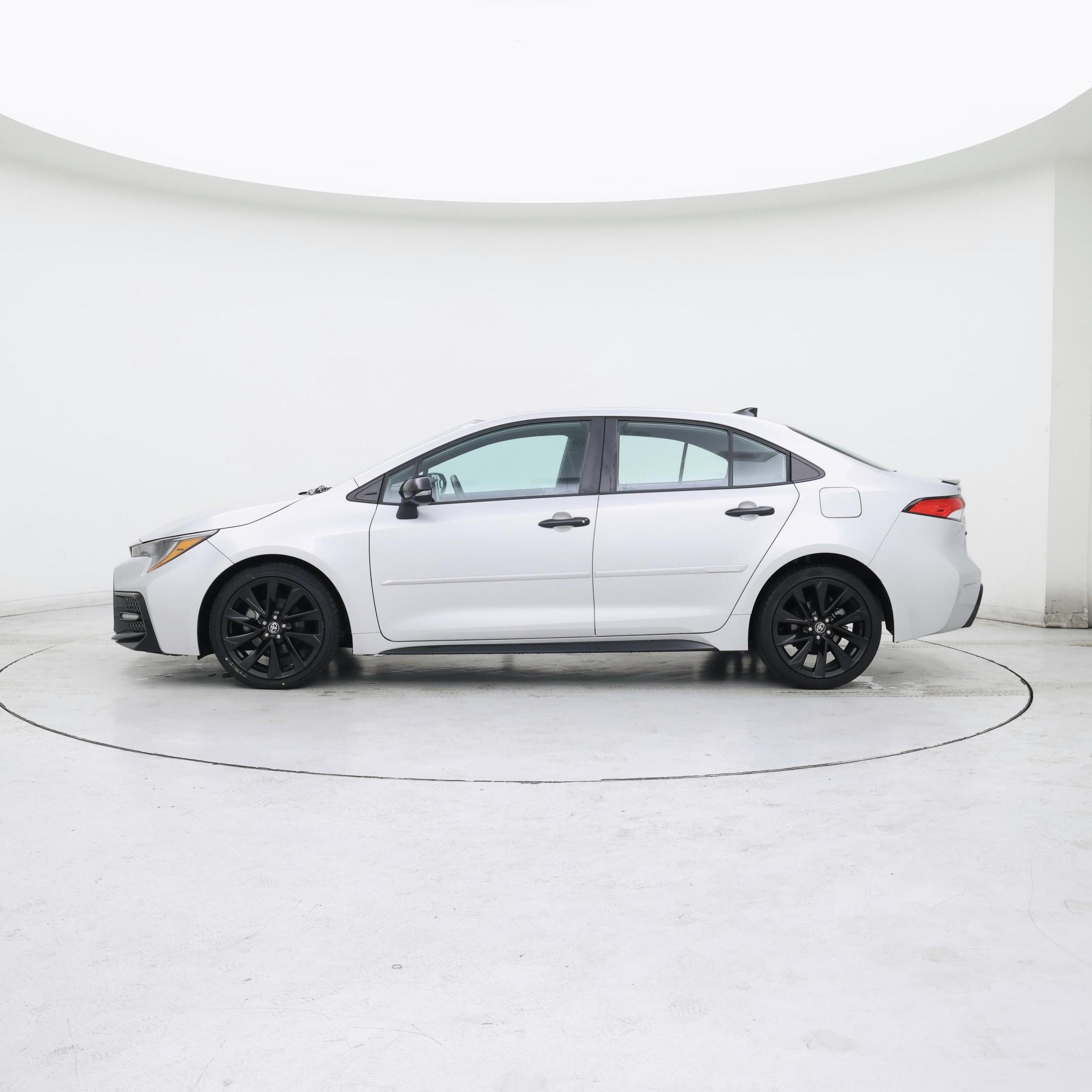 Thumbnail: 2020 Toyota Corolla - 3