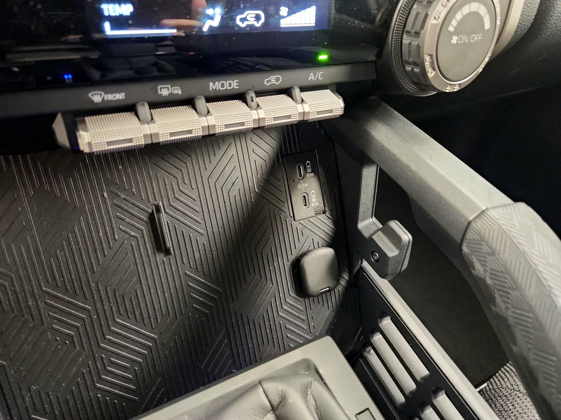 Thumbnail: 2025 Toyota 4Runner - 18