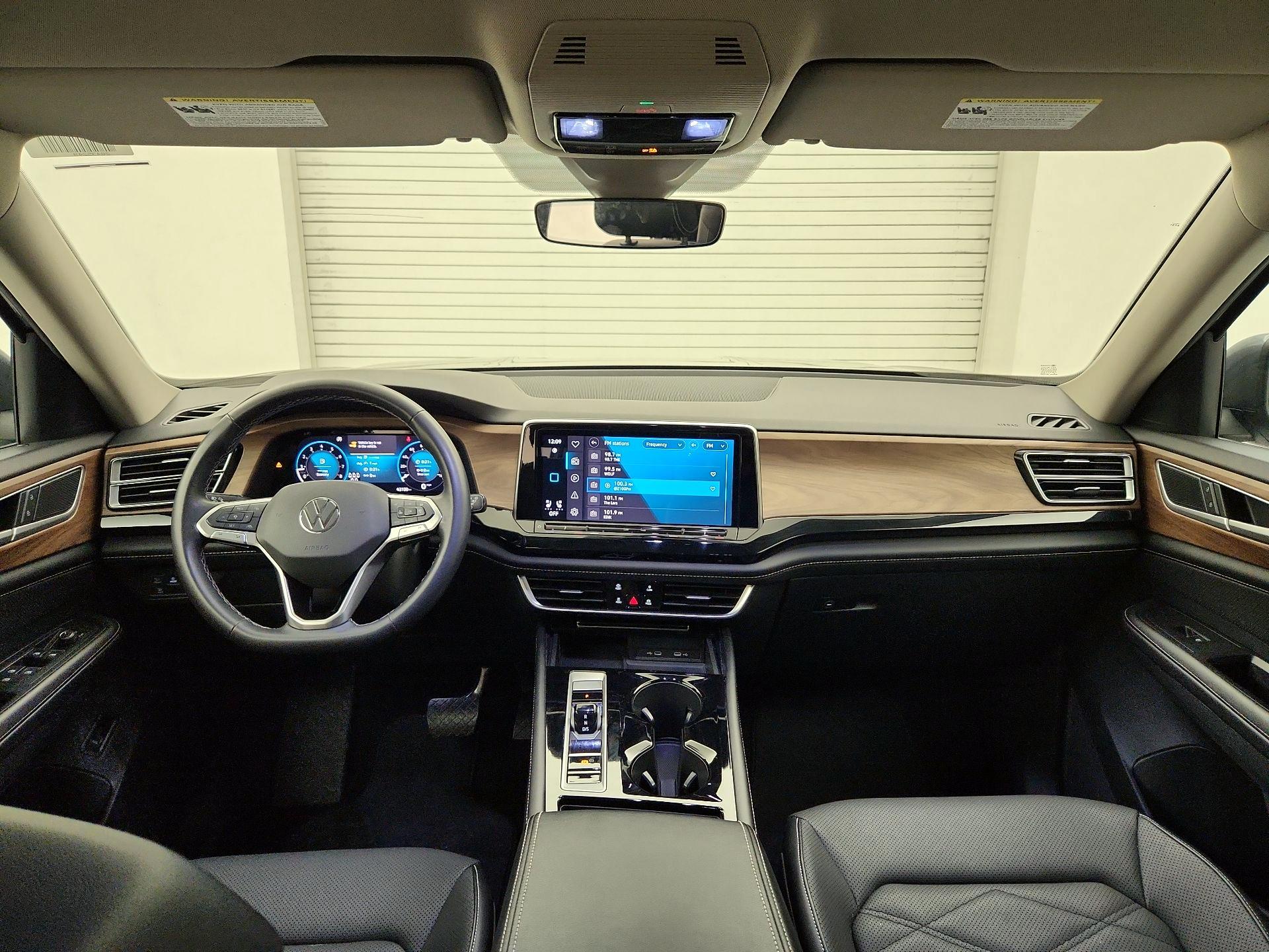 Thumbnail: 2024 Volkswagen Atlas - 9