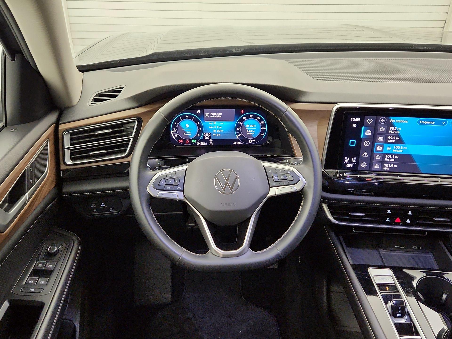 Thumbnail: 2024 Volkswagen Atlas - 10