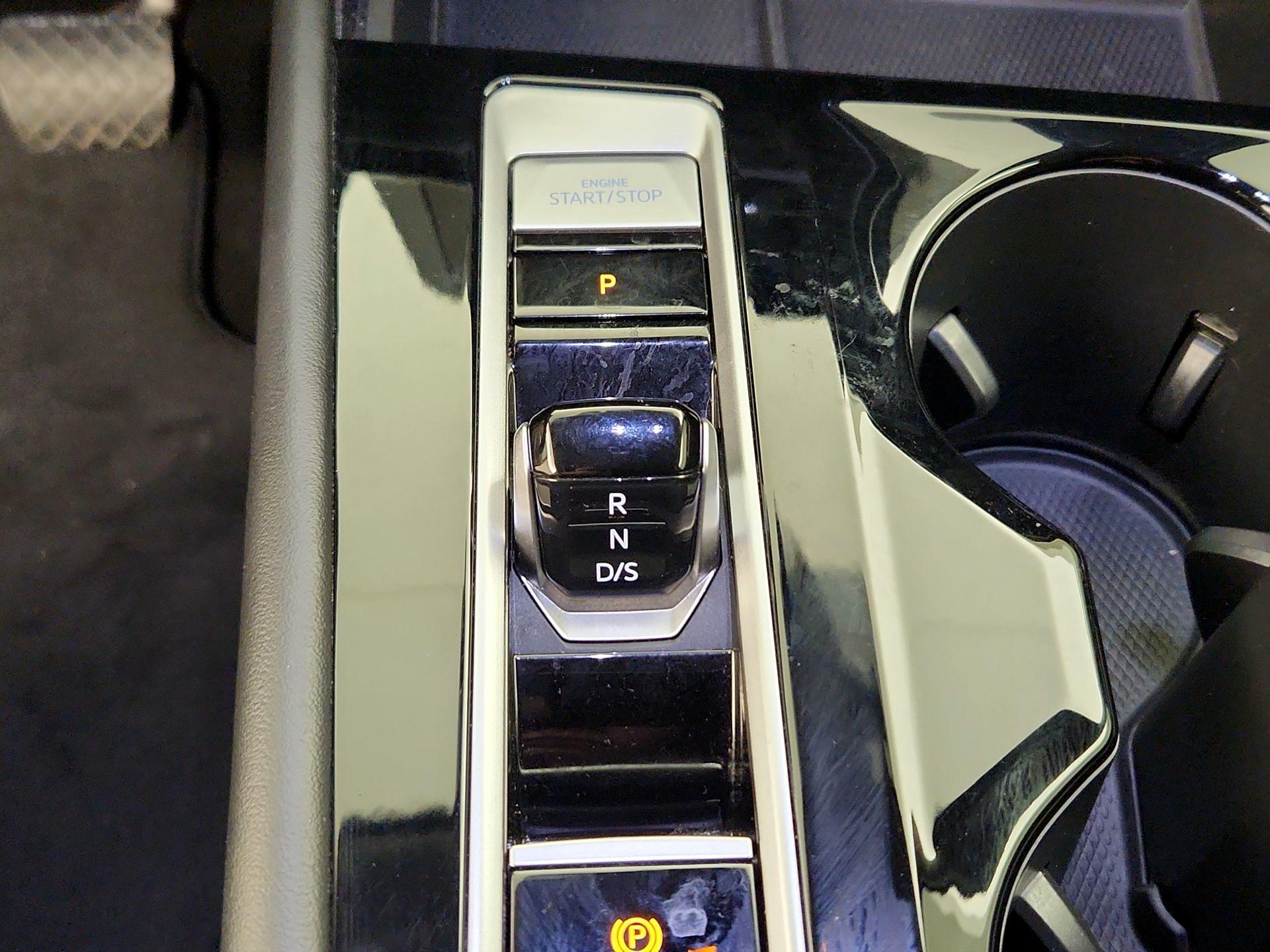 Thumbnail: 2024 Volkswagen Atlas - 17