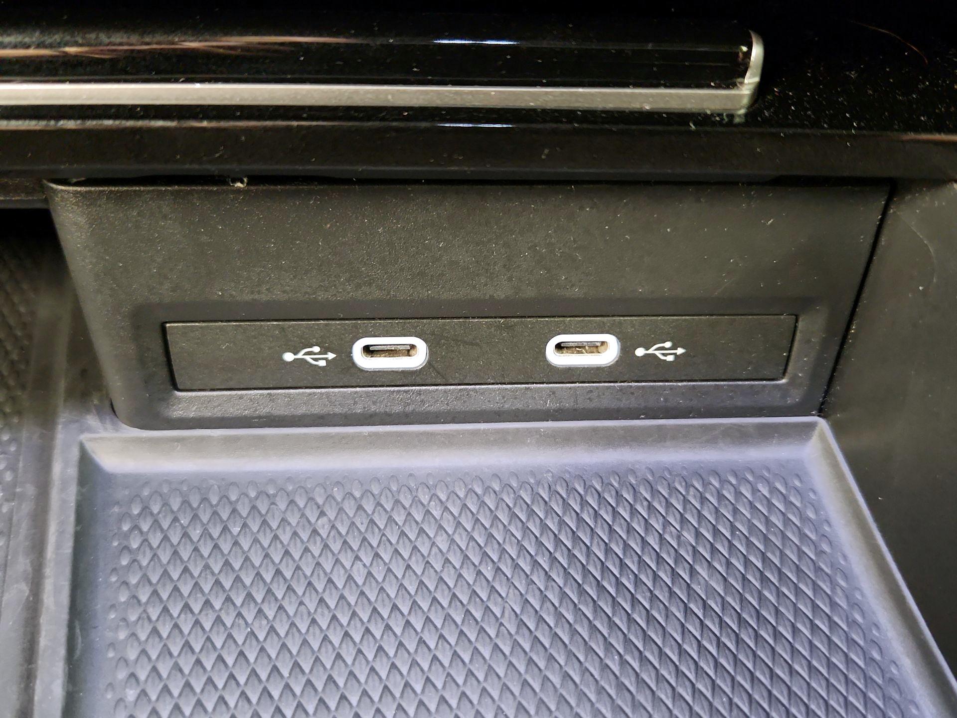 Thumbnail: 2024 Volkswagen Atlas - 18