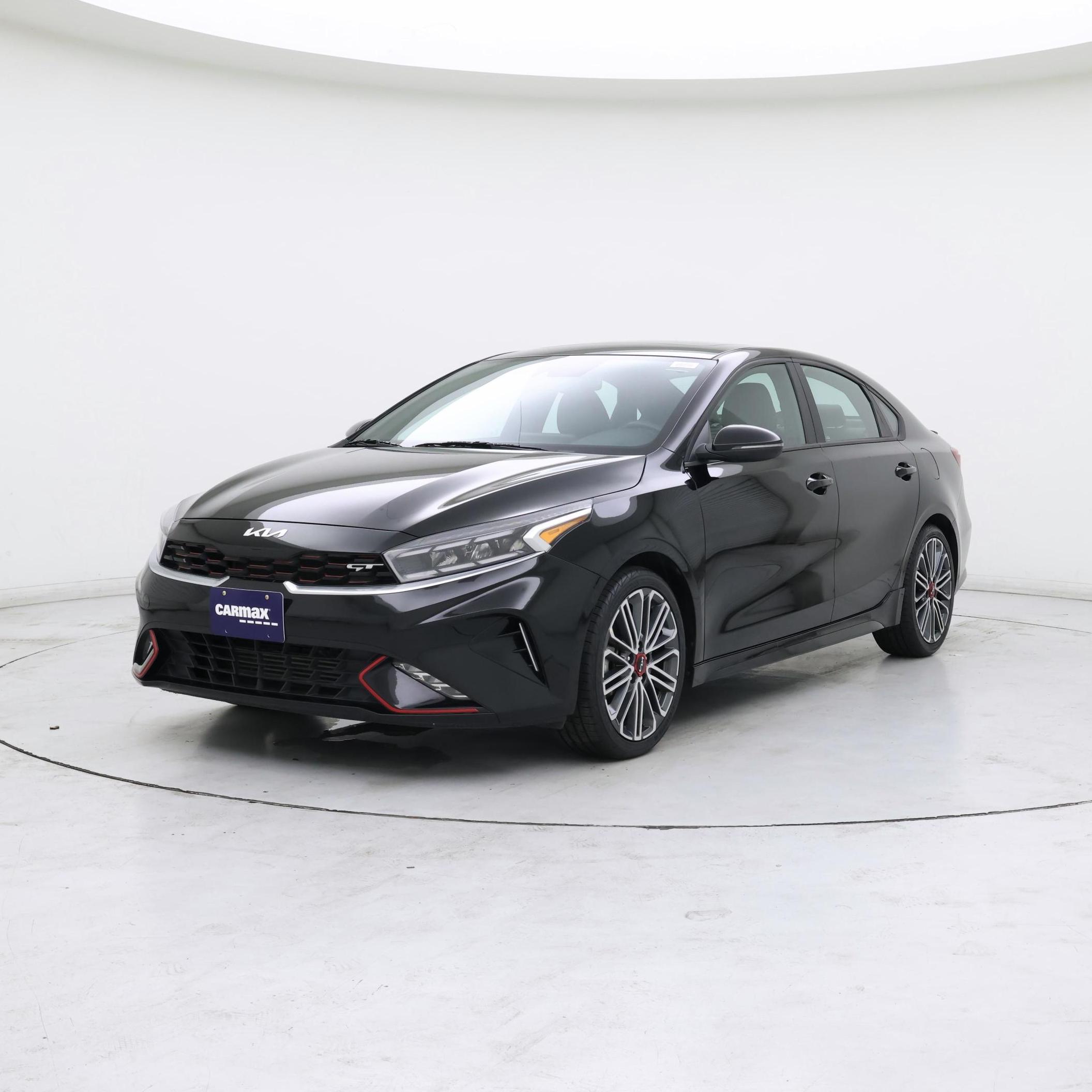 Thumbnail: 2023 Kia Forte - 4