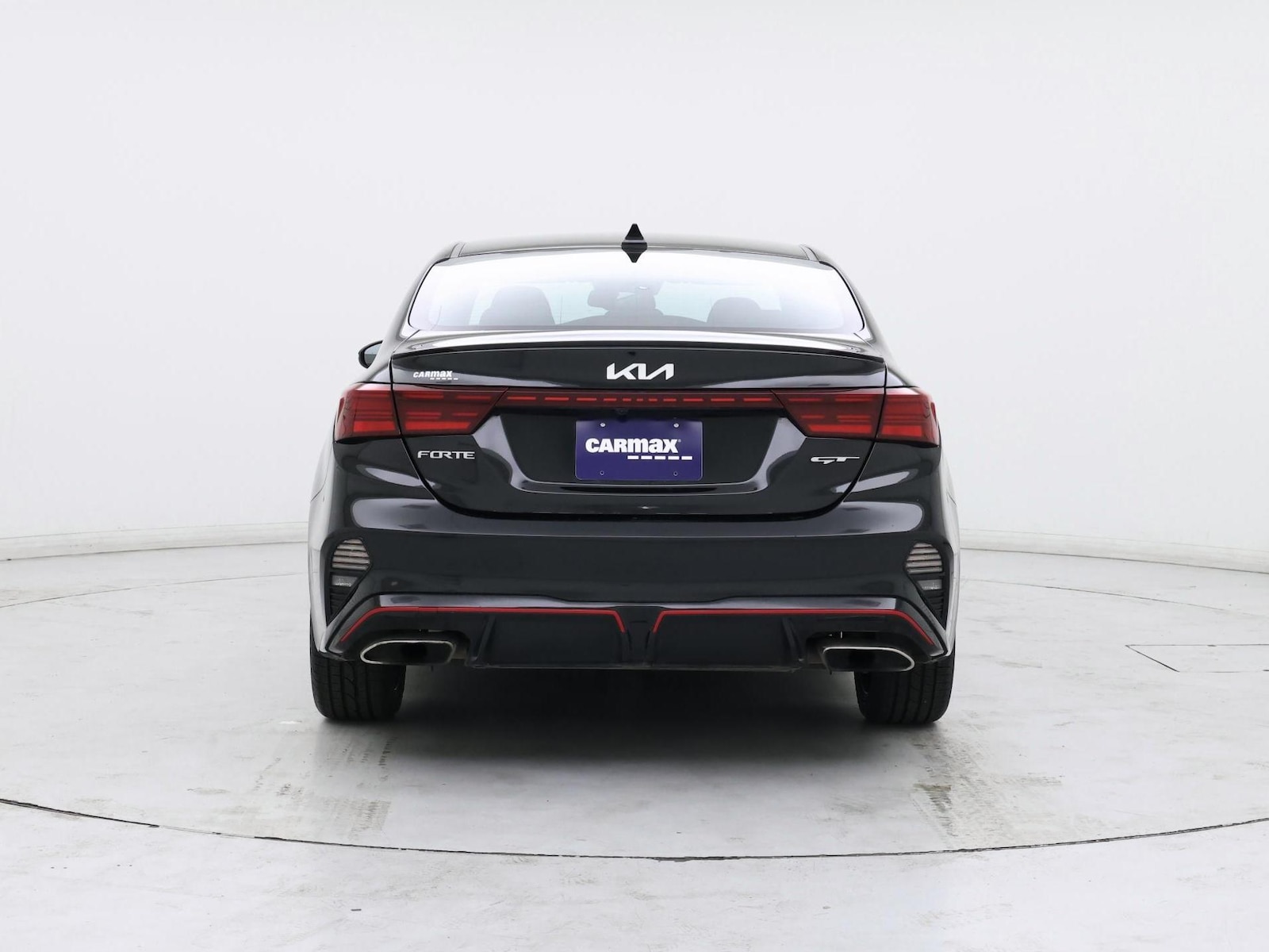 2023 Kia Forte GT - Photo 7