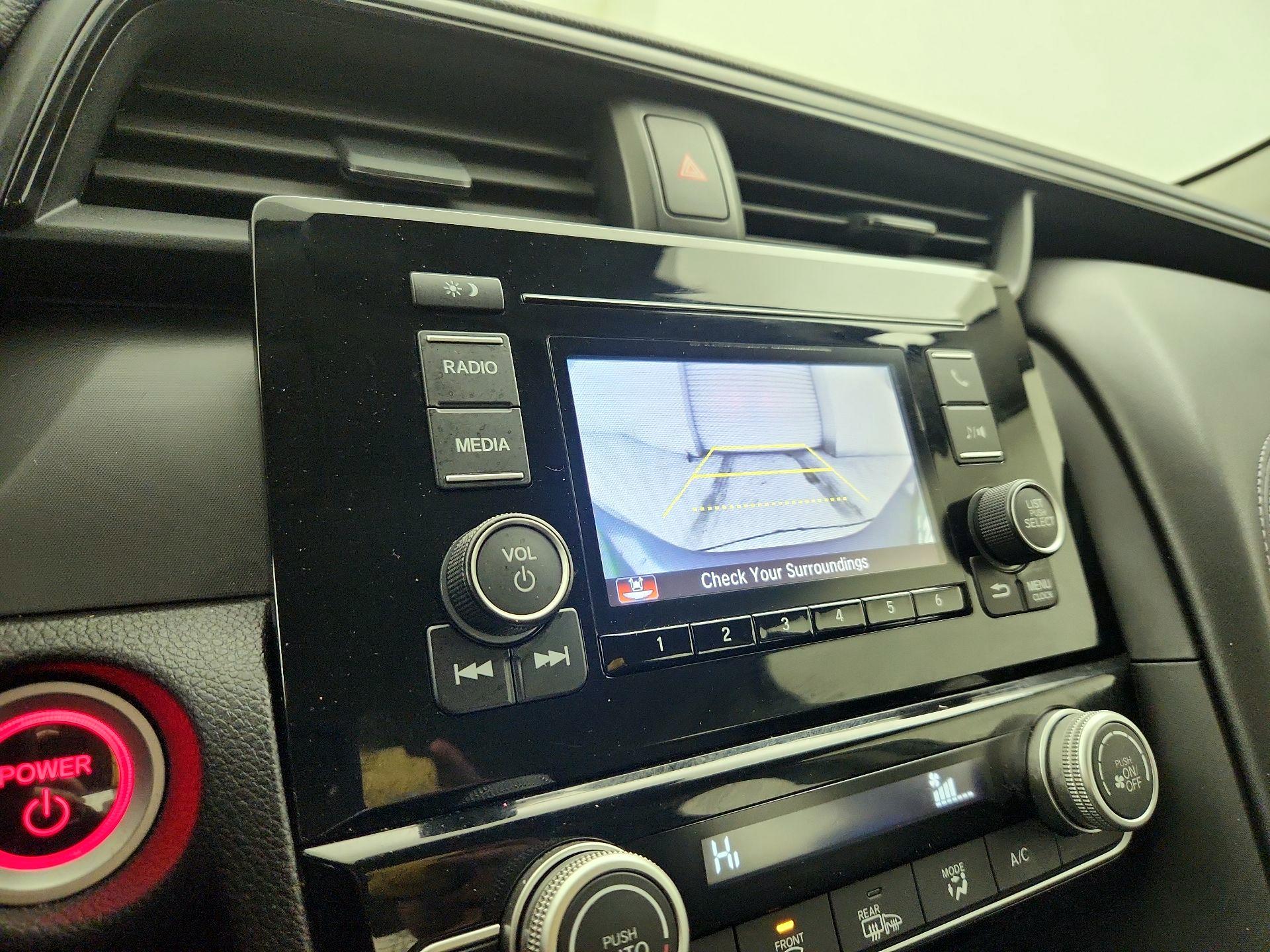 Thumbnail: 2021 Honda Insight - 14