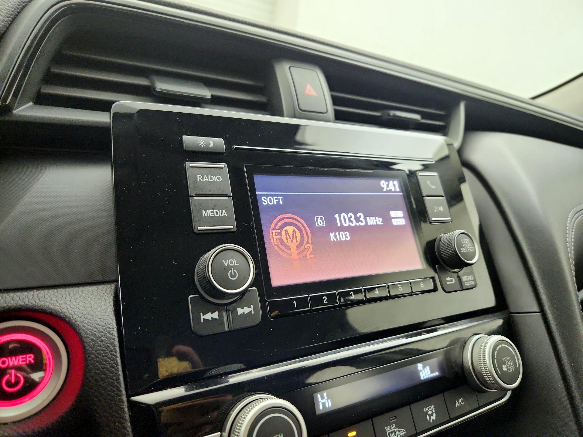 Thumbnail: 2021 Honda Insight - 15