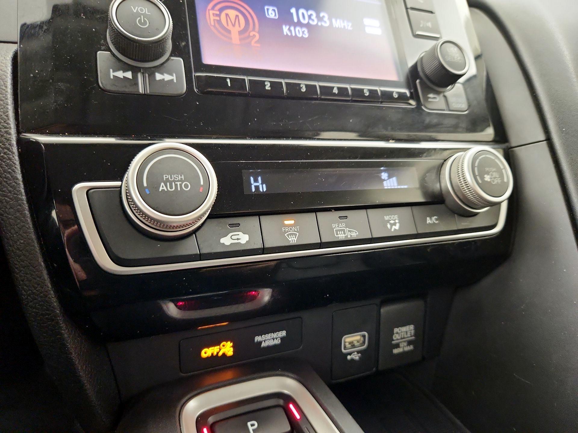 Thumbnail: 2021 Honda Insight - 16