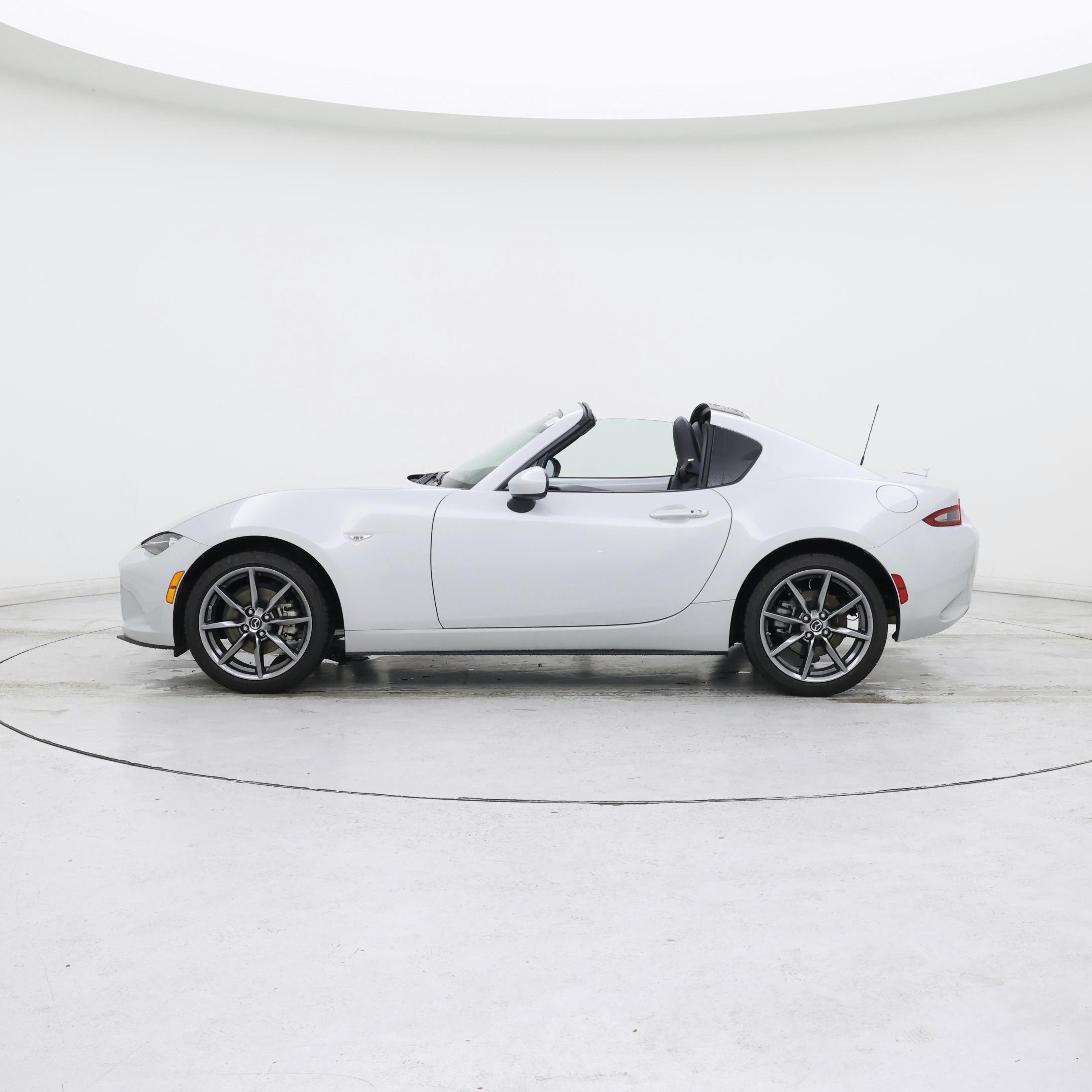 Thumbnail: 2019 Mazda MX-5 Miata - 3