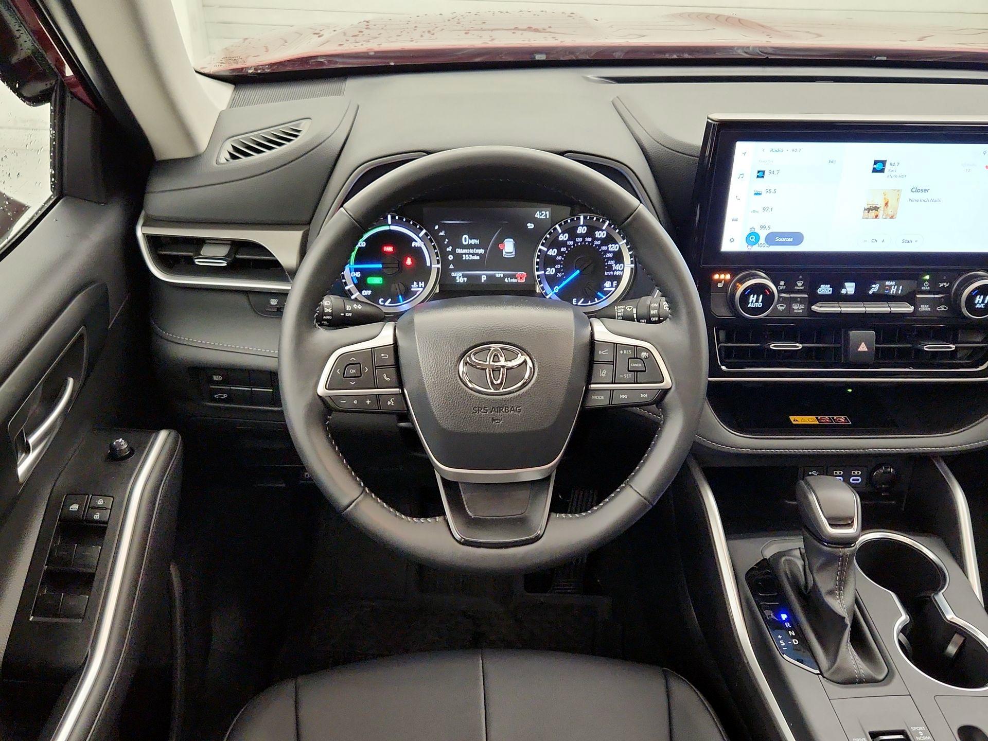 Thumbnail: 2025 Toyota Highlander - 10