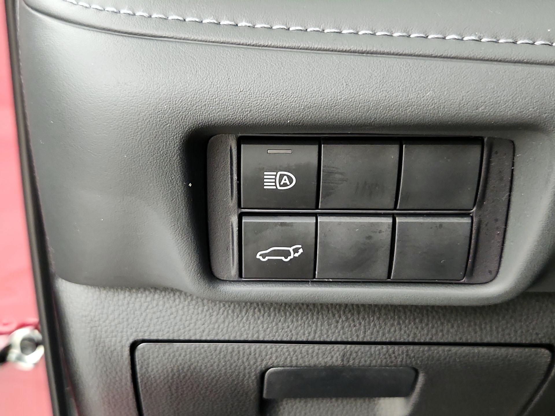 Thumbnail: 2025 Toyota Highlander - 13