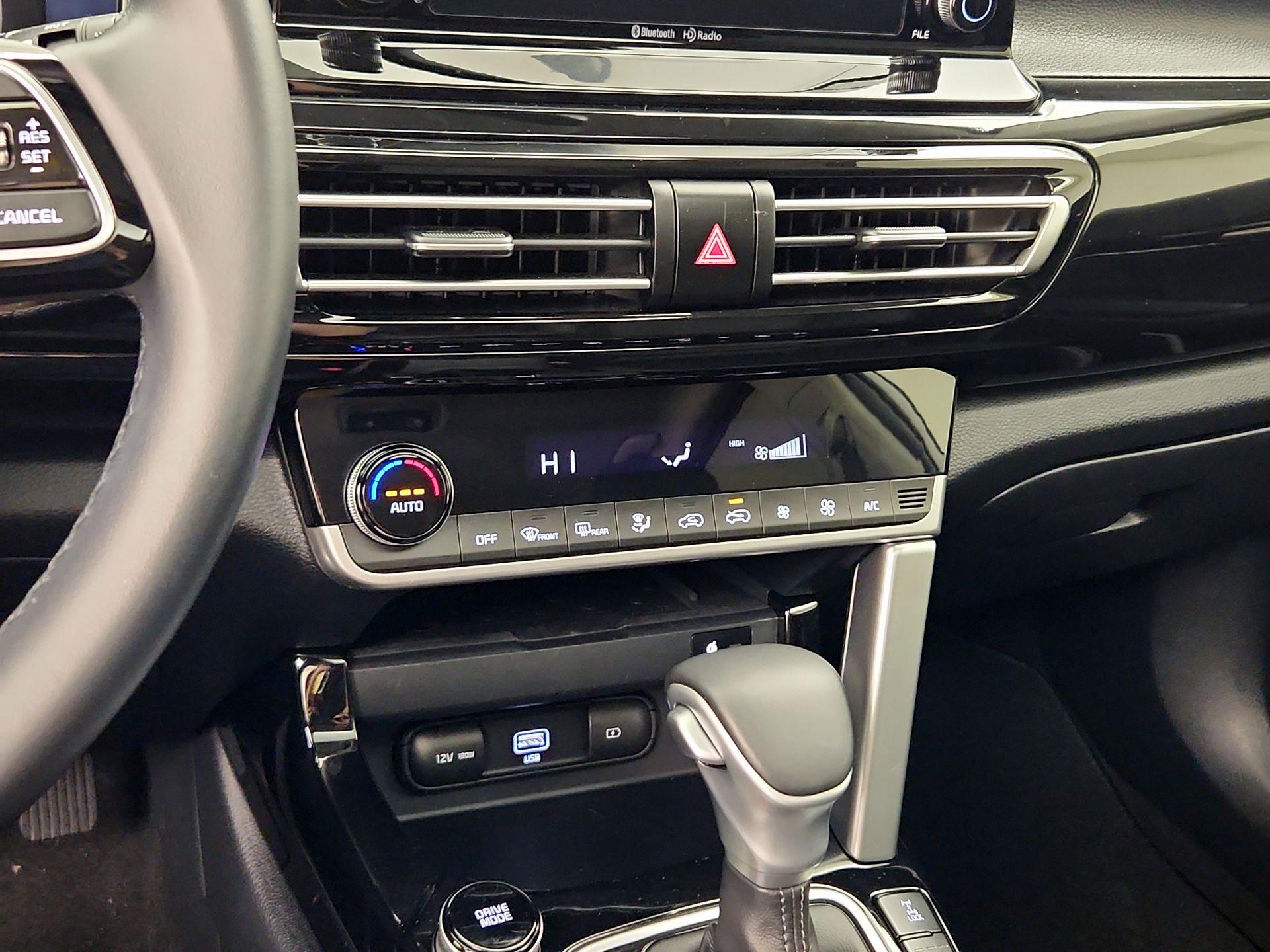 Thumbnail: 2021 Kia Seltos - 16