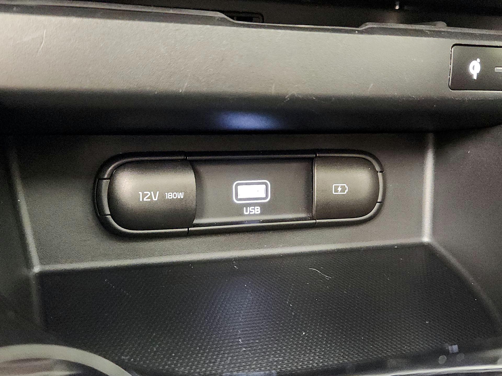 Thumbnail: 2021 Kia Seltos - 18