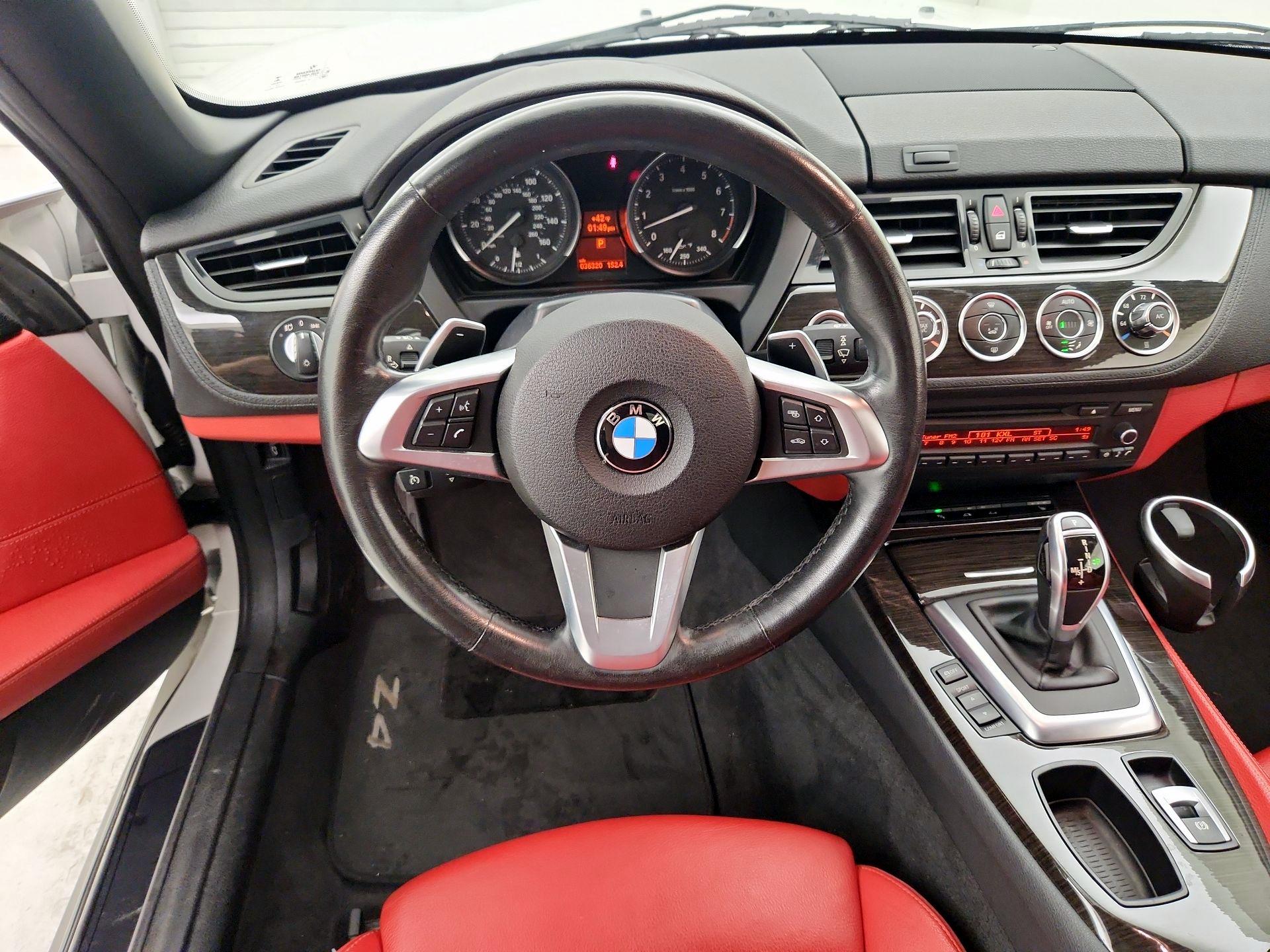 Thumbnail: 2014 BMW Z4 - 10