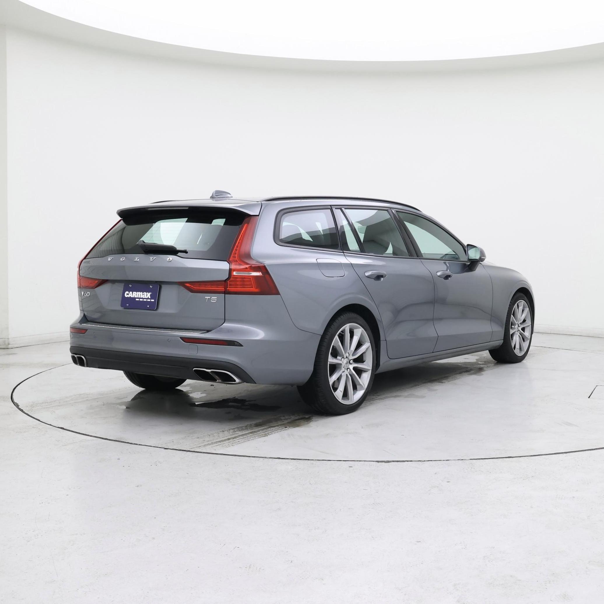 Thumbnail: 2020 Volvo V60 - 8