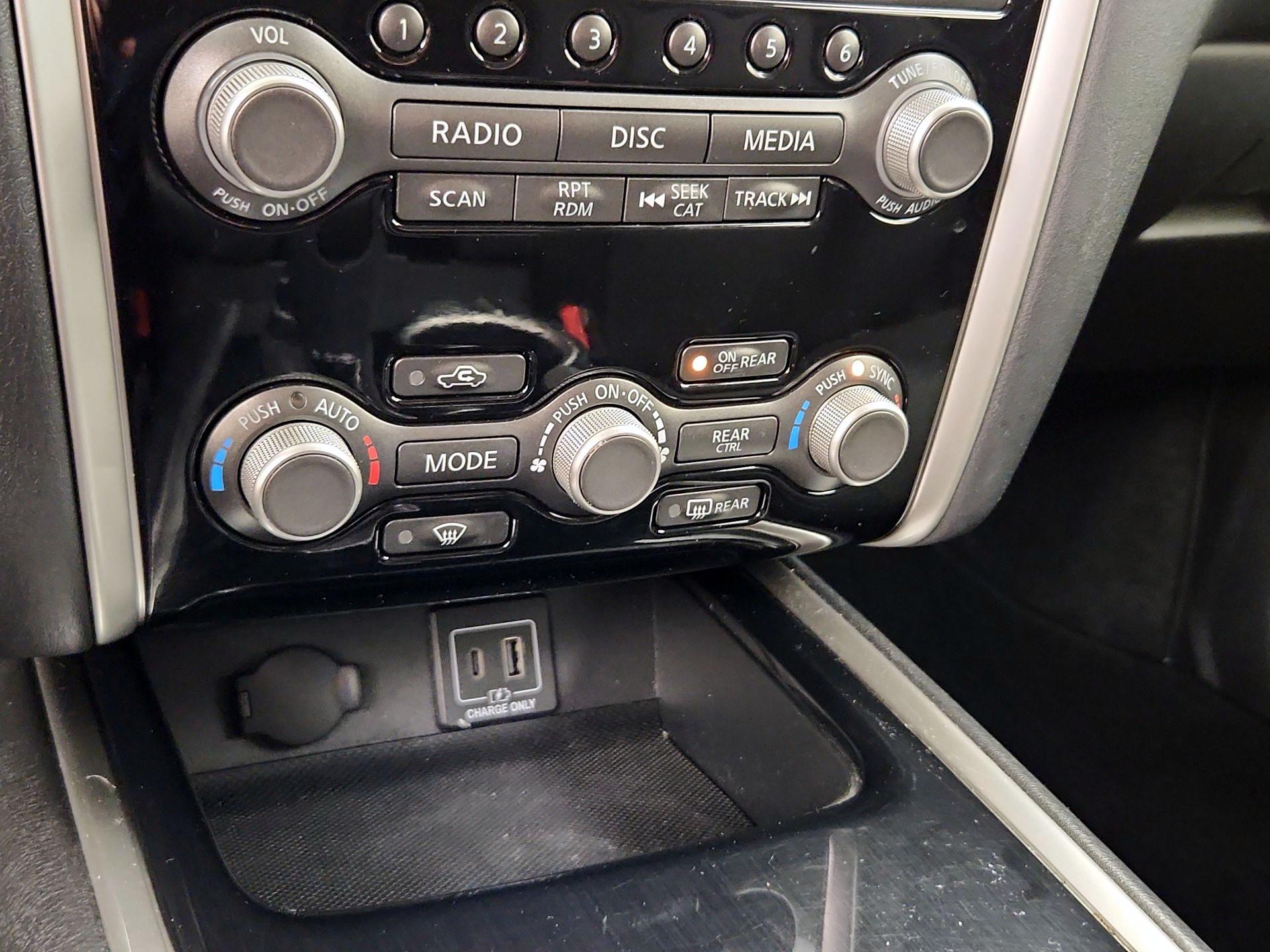 Thumbnail: 2020 Nissan Pathfinder - 16