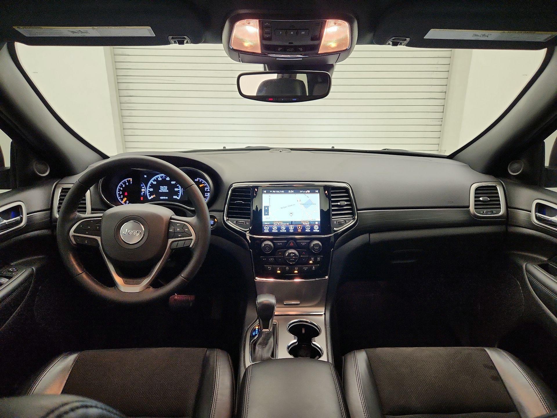 Thumbnail: 2022 Jeep Grand Cherokee - 9