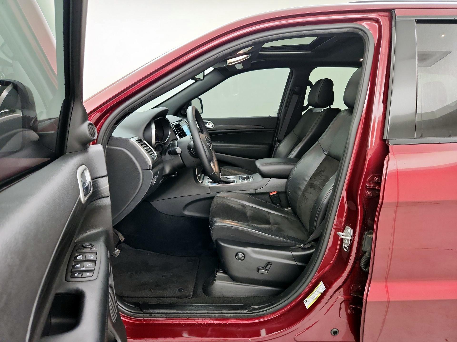 Thumbnail: 2022 Jeep Grand Cherokee - 11