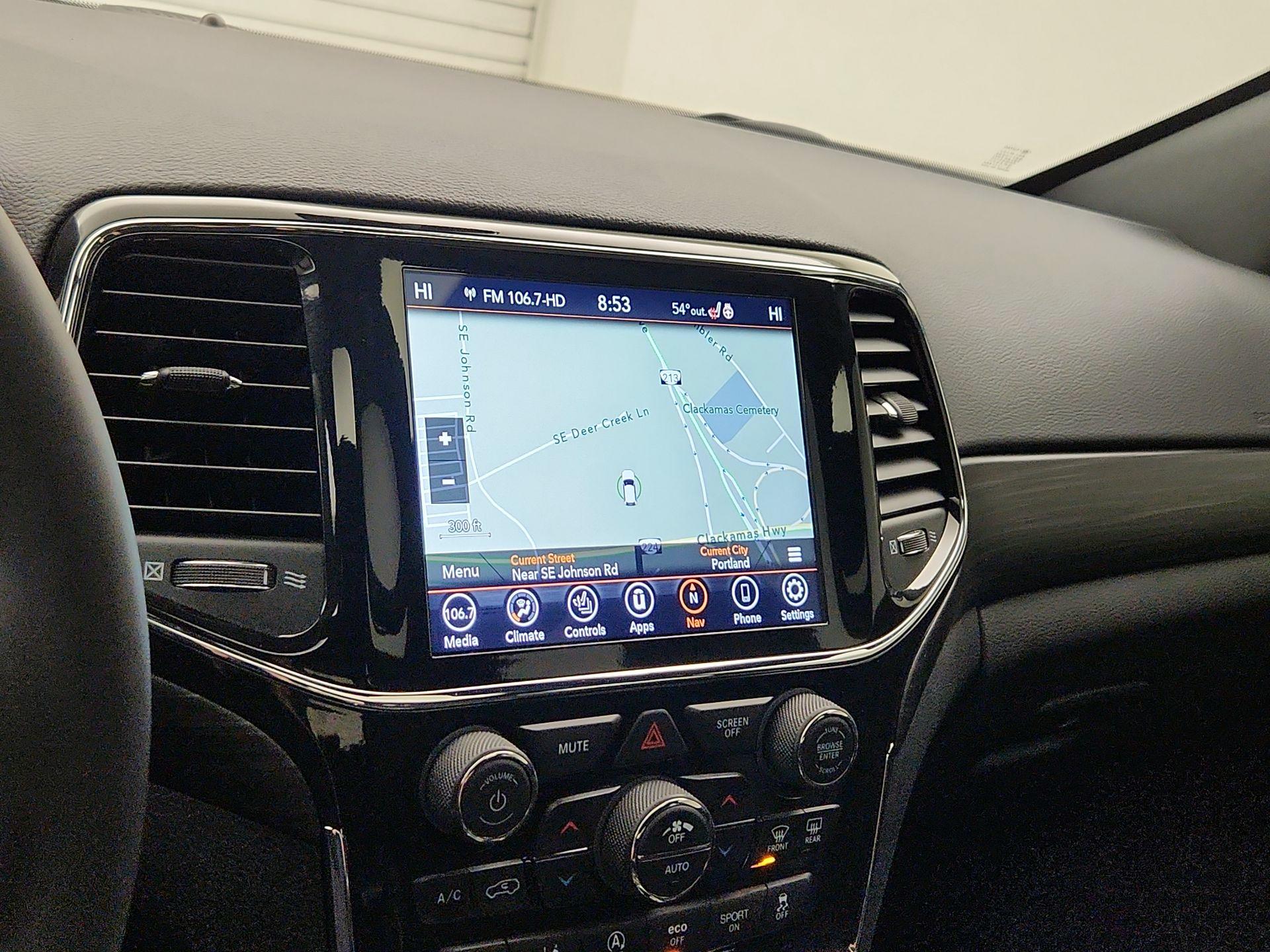 Thumbnail: 2022 Jeep Grand Cherokee - 14