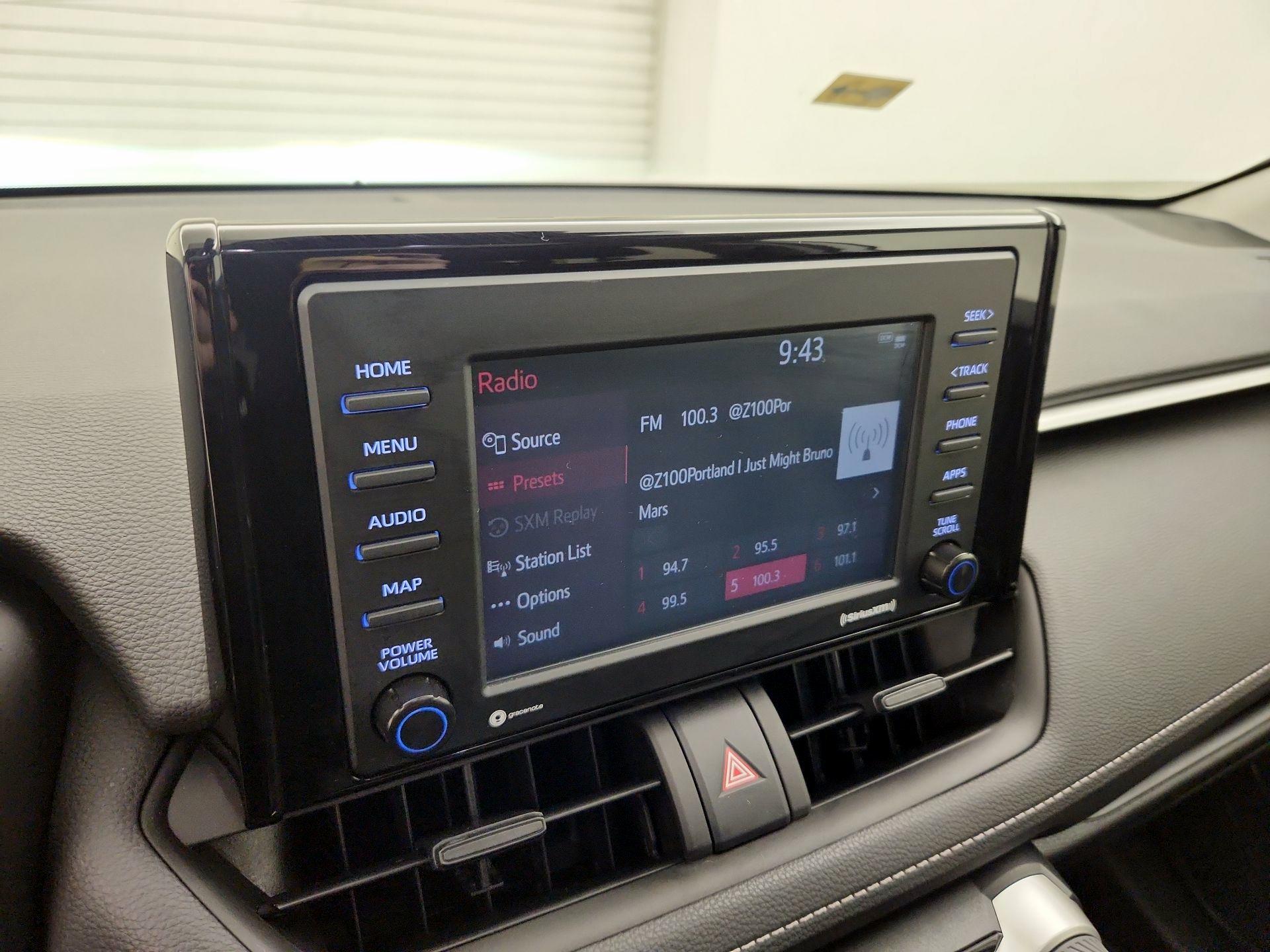 Thumbnail: 2022 Toyota RAV4 - 15