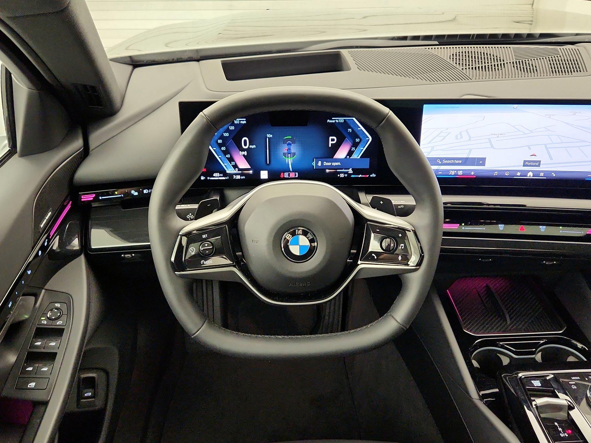 Thumbnail: 2025 BMW 5 Series - 10