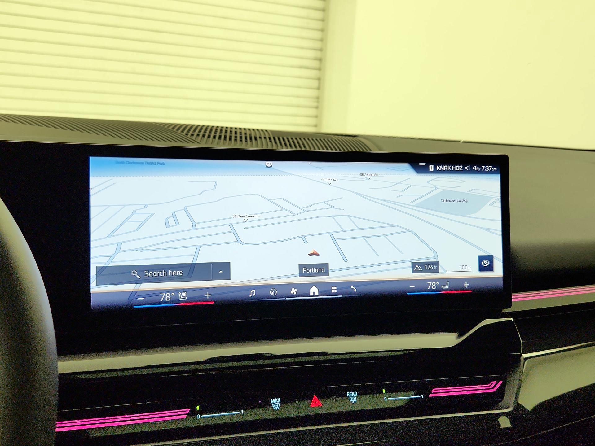 Thumbnail: 2025 BMW 5 Series - 14