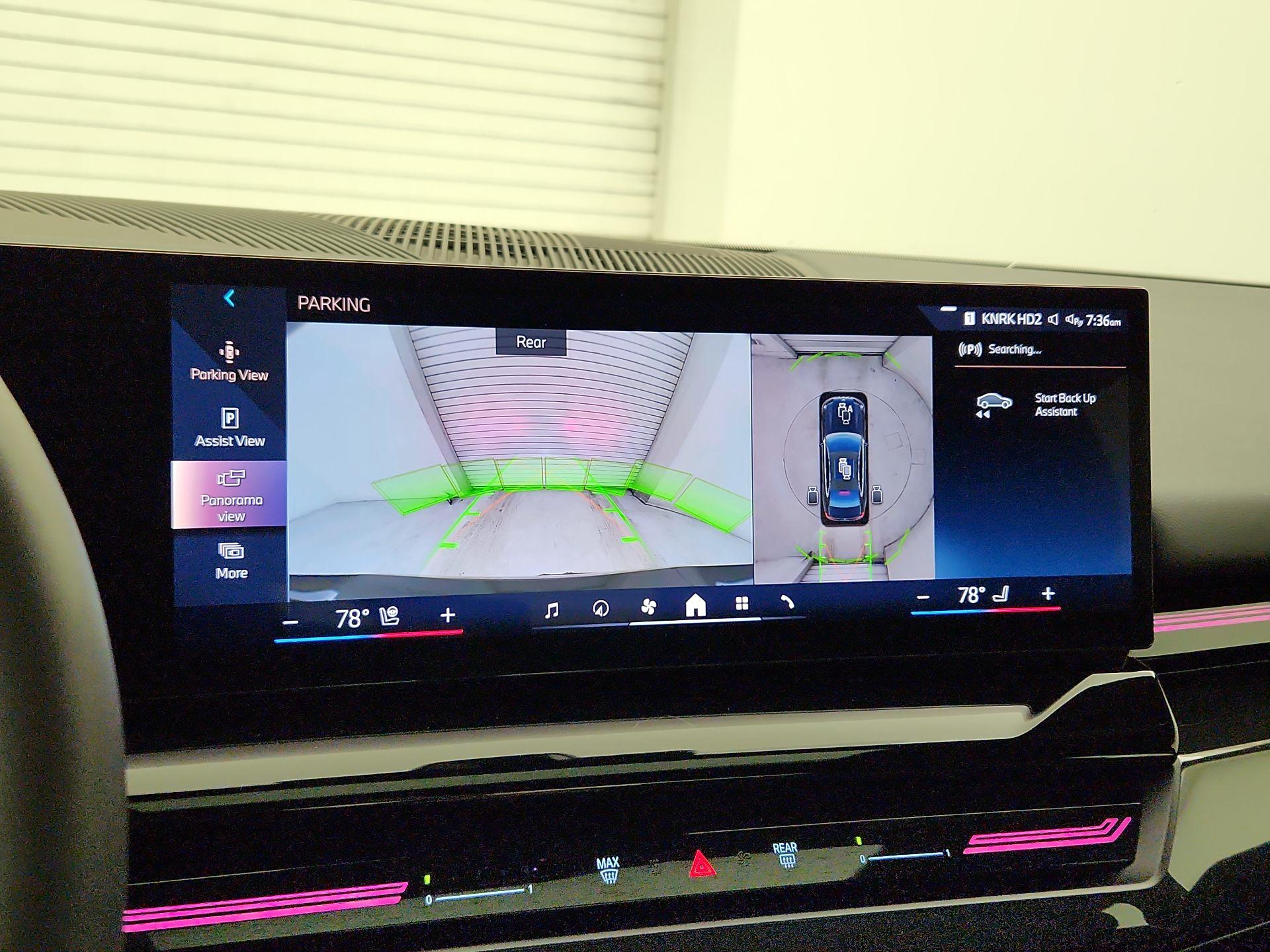 Thumbnail: 2025 BMW 5 Series - 15