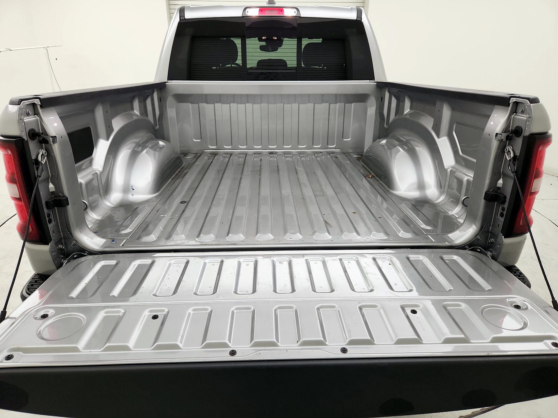 Thumbnail: 2025 RAM 1500 - 20