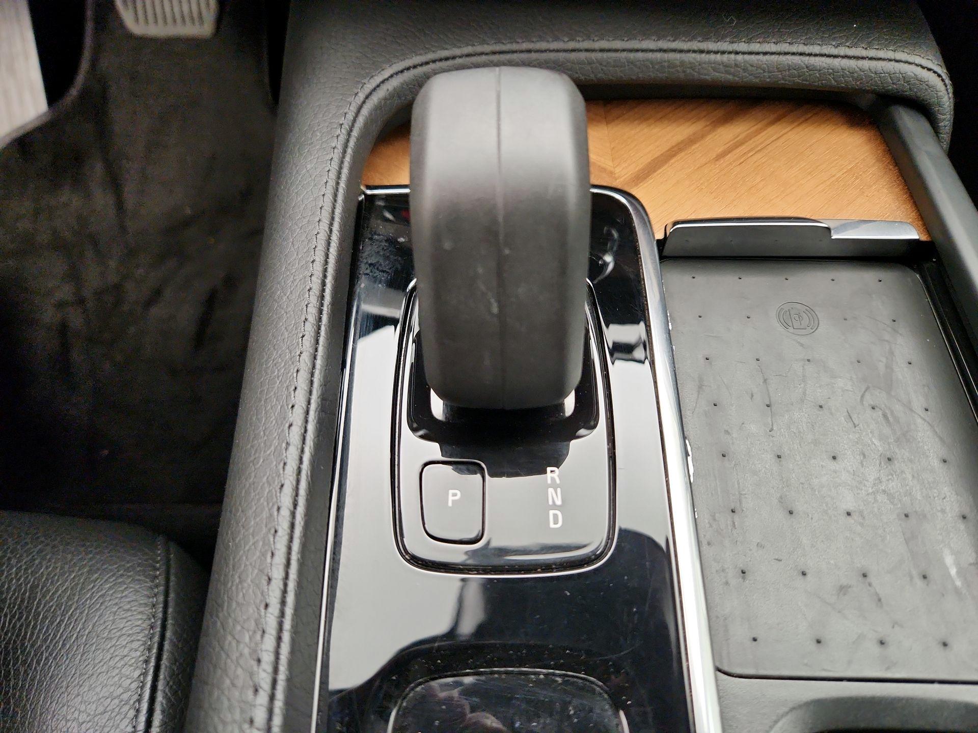 Thumbnail: 2022 Volvo XC90 - 18