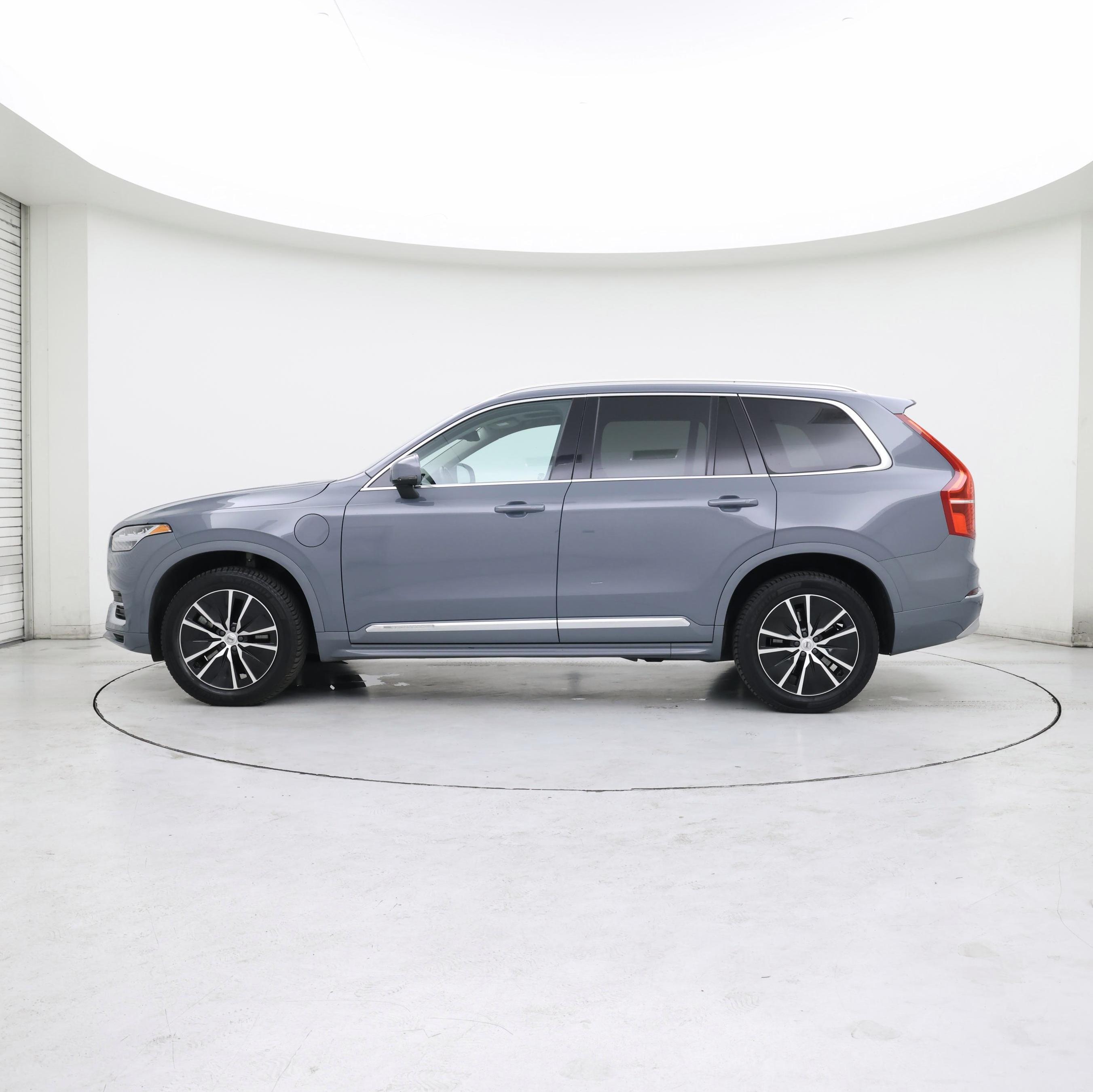 Thumbnail: 2022 Volvo XC90 - 3