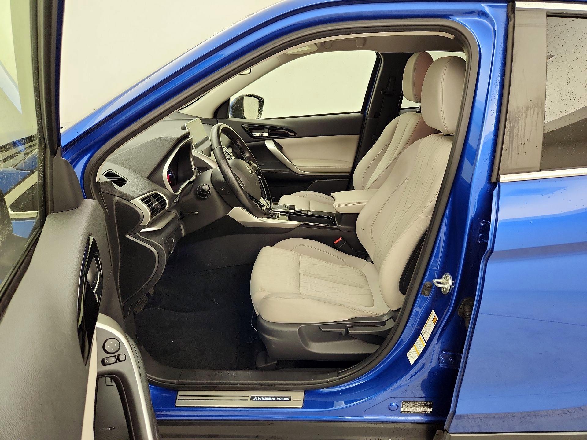 Thumbnail: 2018 Mitsubishi Eclipse Cross - 11